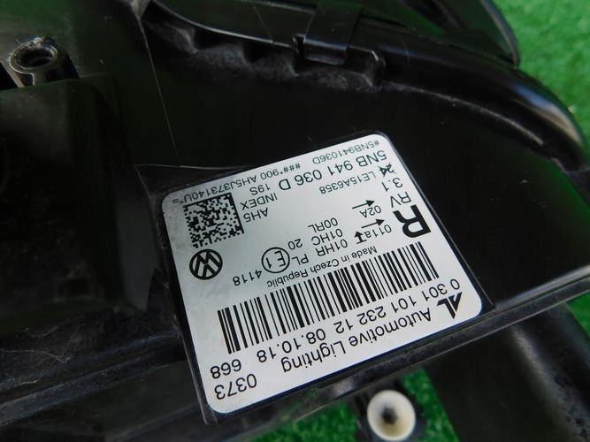 VW TIGUAN FULL LED 15- PRAVE PREDNE SVETLO