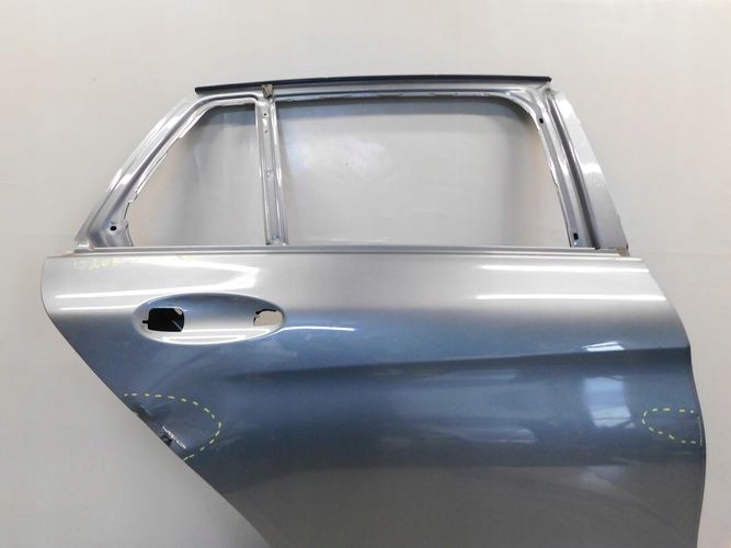 MERCEDES W205 C-KLASA KOMBI PRAVE ZADNE DVERE