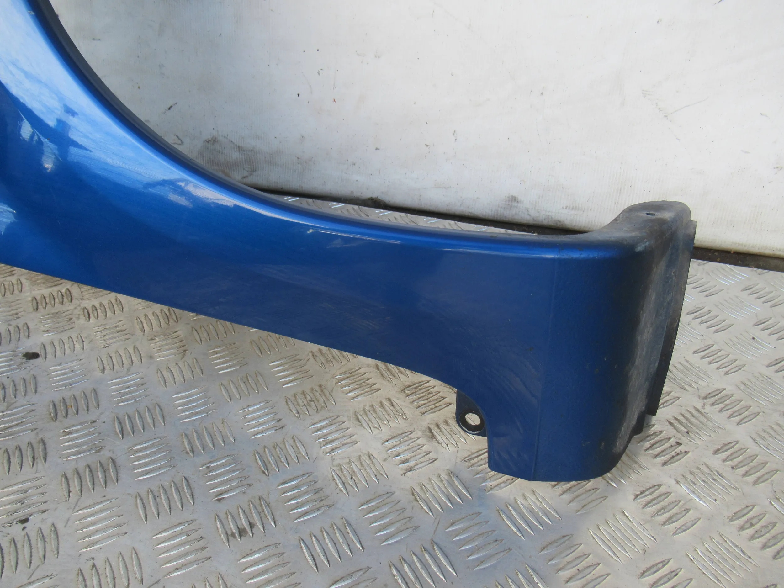 BLATNIK PREDNÝ PRAVY RENAULT MODUS LIFT 08-