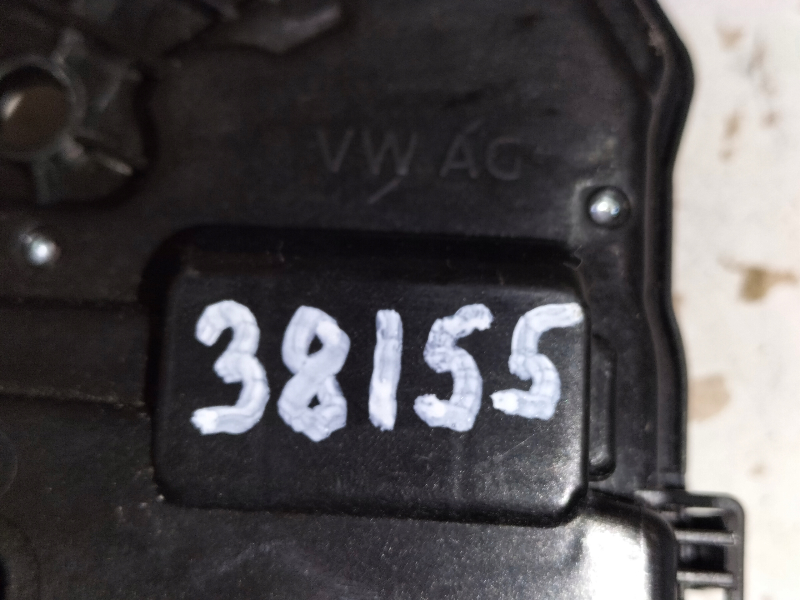 ZAMOK LAVYCH ZADNYCH DVERI VW TAIGO 21- VW POLO 21- SKODA FABIA IV 21-