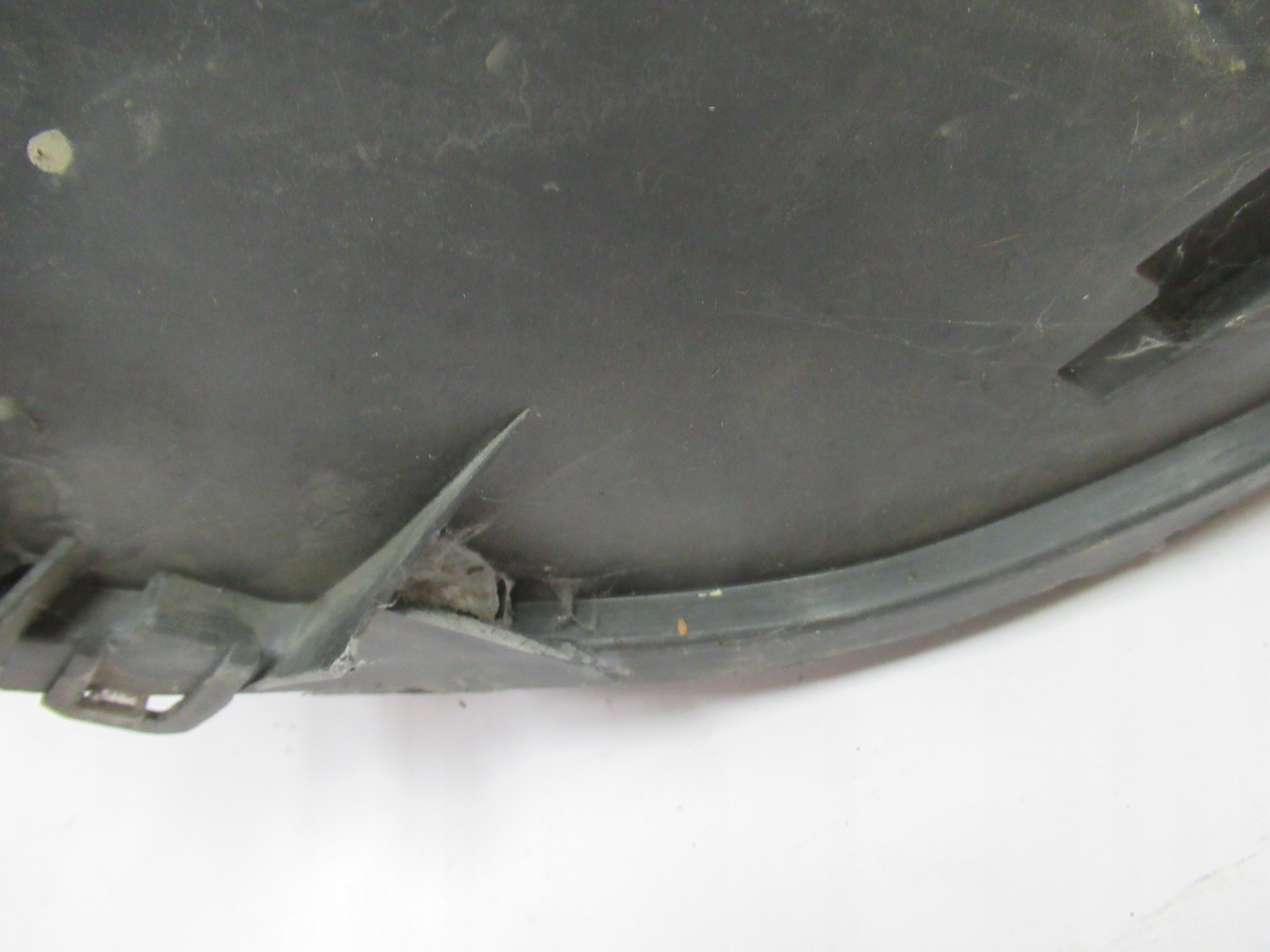 PRAVE PREDNE SVETLO CITROEN C8