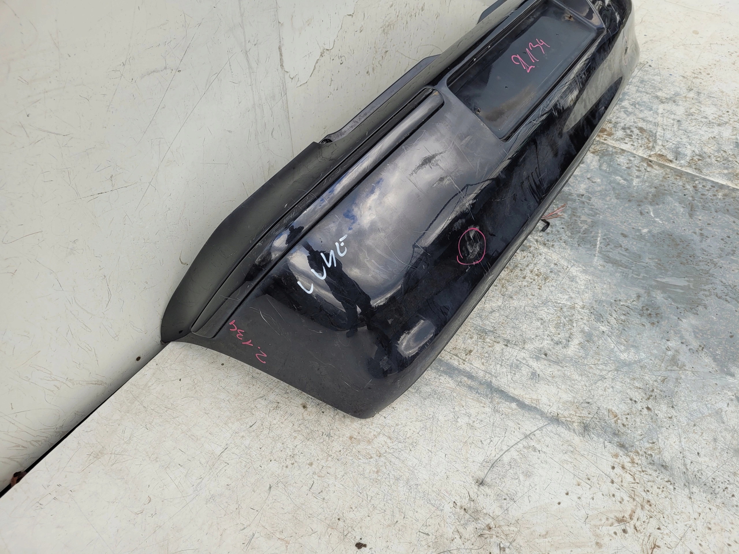 VW POLO 6N LIFT NÁRAZNÍK ZADNÝ NÁRAZNÍK