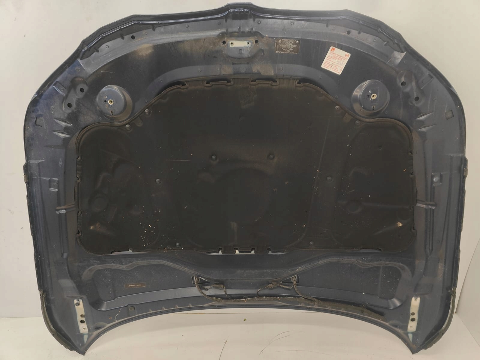 BMW e60 03-10 PREDNÁ KAPOTA tiefseblau metal