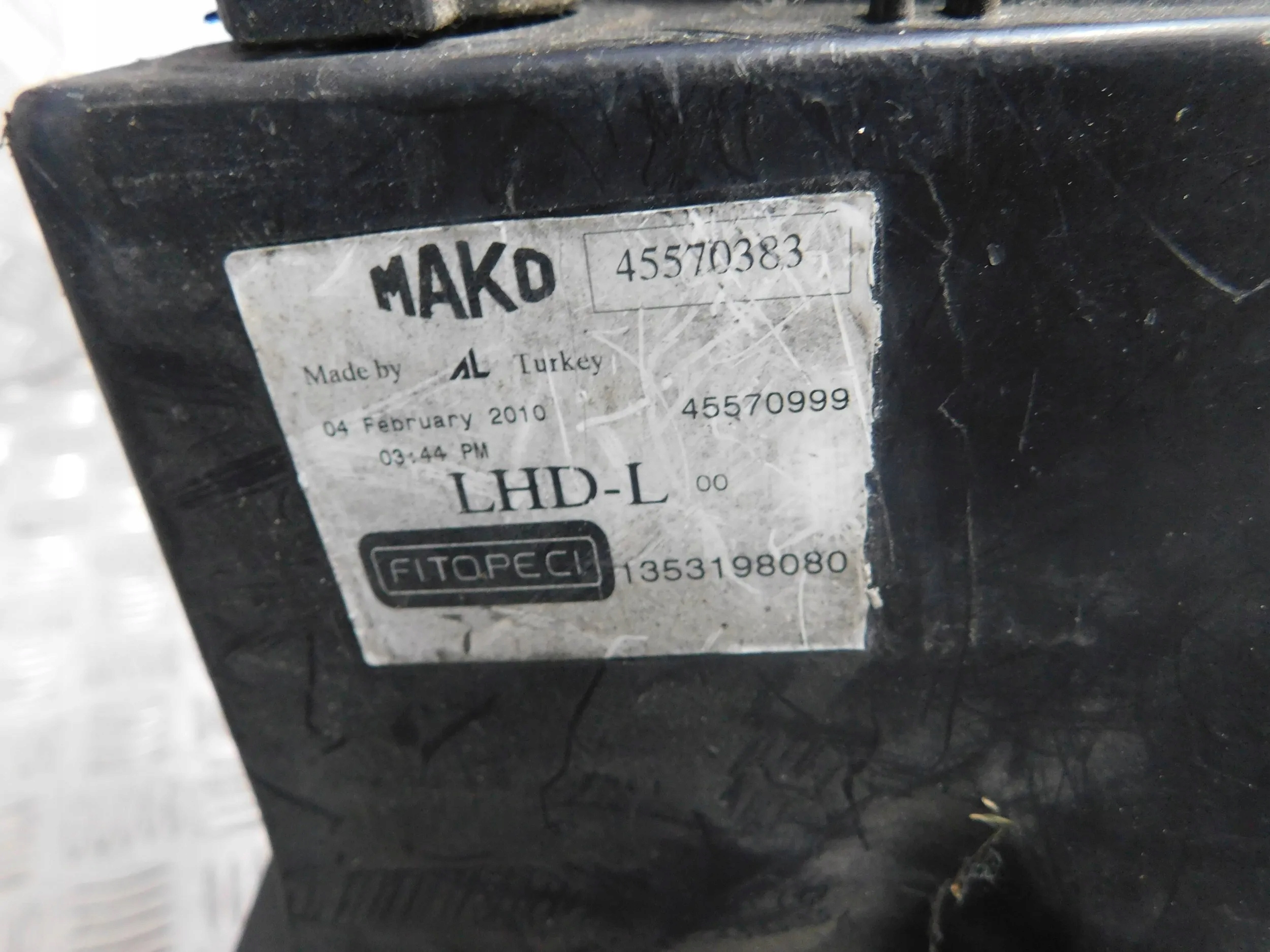 LAVE PREDNE SVETLO NEMO FIORINO QUBO