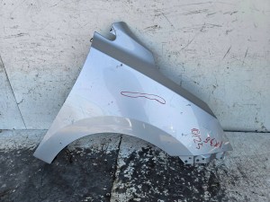 Hyundai ix35 BLATNÍK PRAVÝ PREDNÝ PREDNE Hyundai ix35 BLATNÍK PRAVÝ PREDNÝ PREDNE