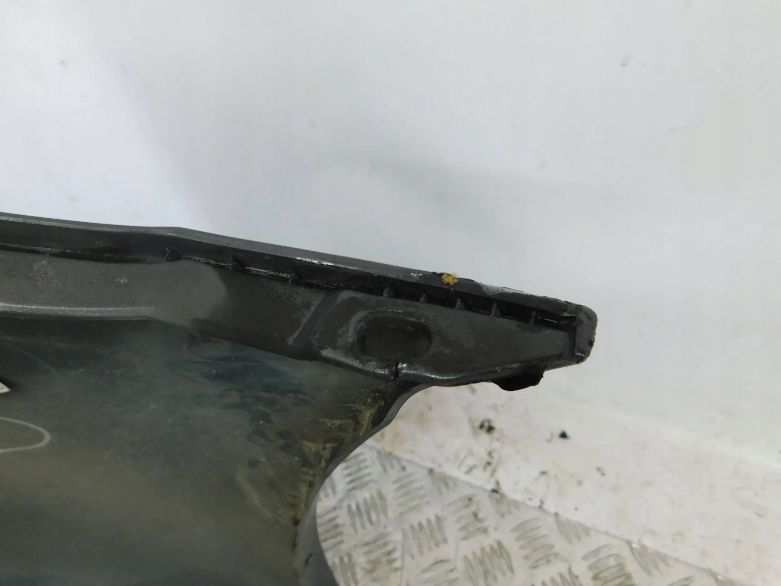 ZADNÝ NÁRAZNÍK HYUNDAI I30 HB 07-