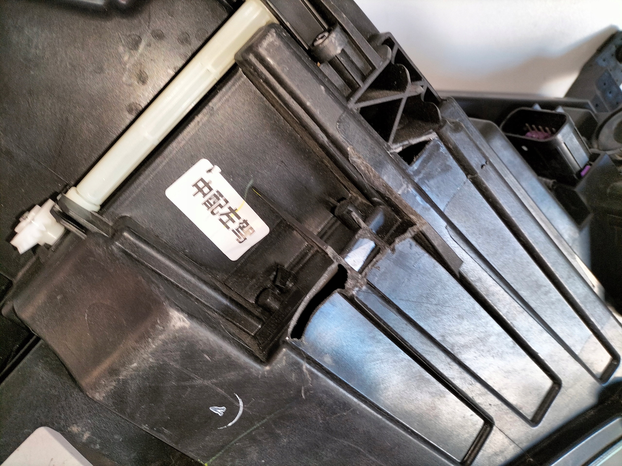 LAVE PREDNE SVETLO MG HS 18- FULL LED SAIC LIGHT TECHNOLOGY