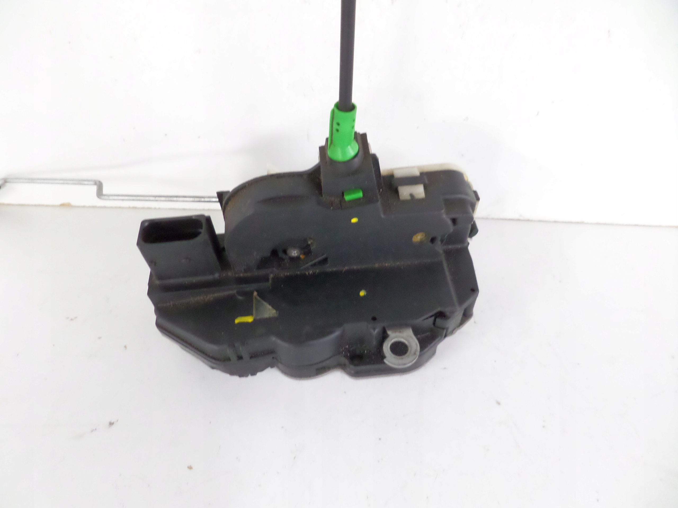 ZAMOK PRAVYCH ZADNYCH DVERI OPEL INSIGNIA A 08-