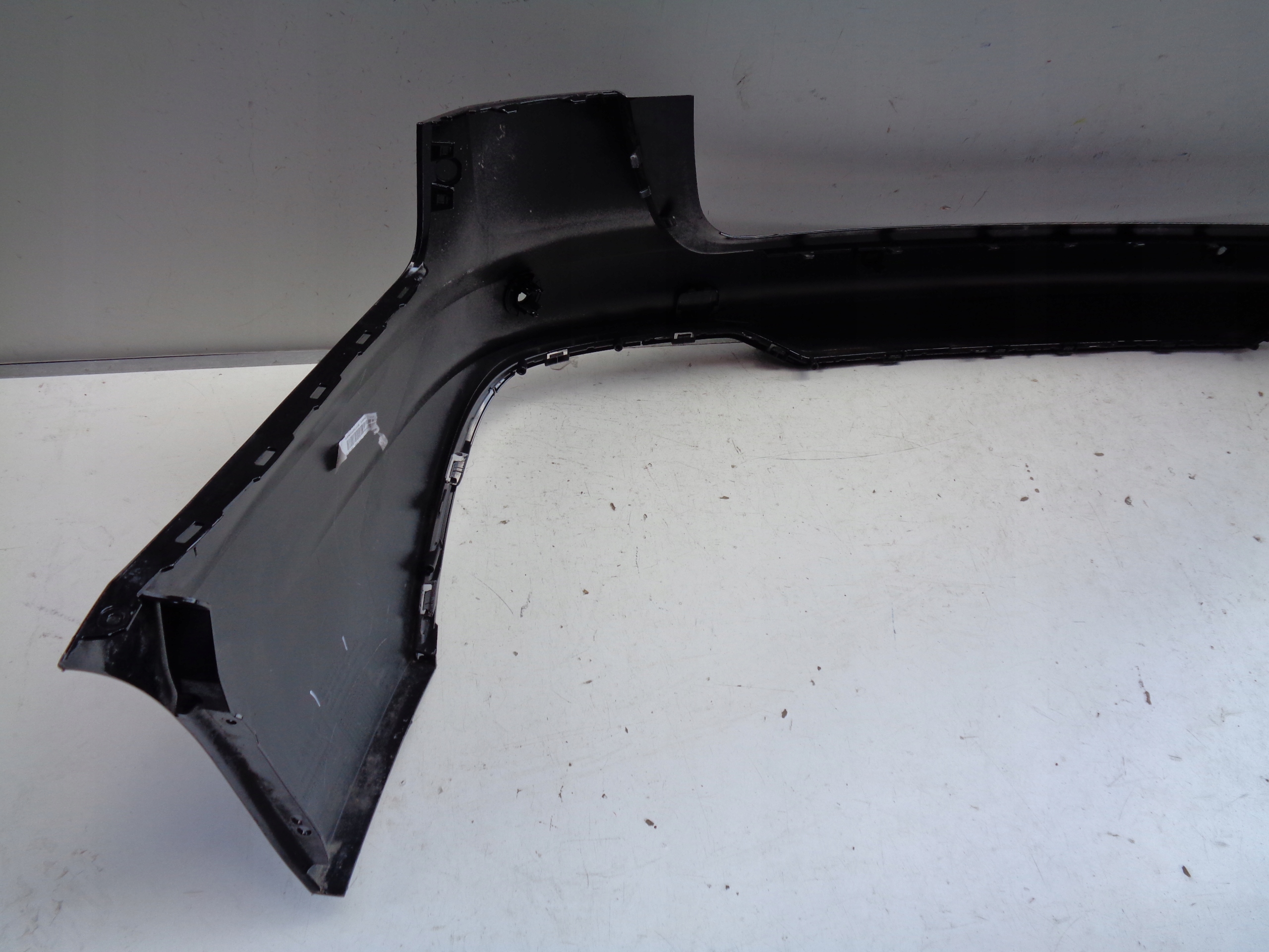 ZADNÝ NÁRAZNÍK AUDI A4 B9 8W9 19- LIFT KOMBI 36062