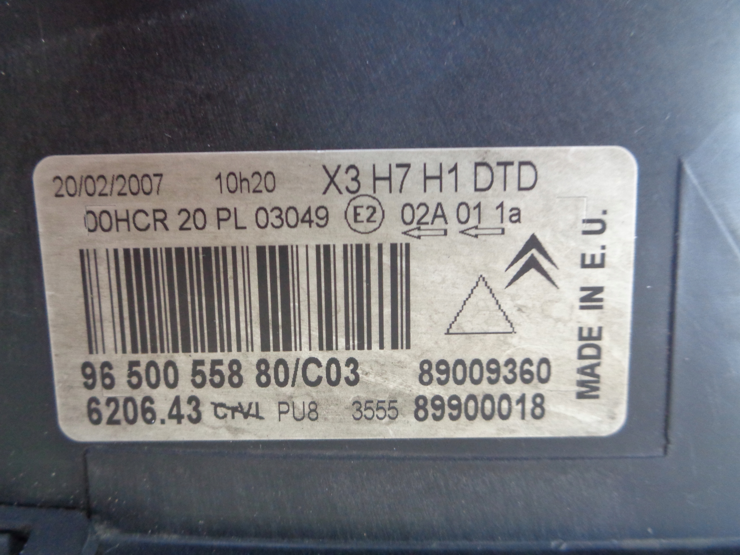 PRAVE PREDNE SVETLO CITROEN C5 04-08 LIFT