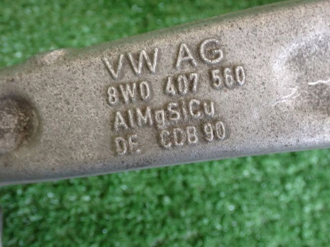 AUDI 8W0407560 OTOC PRAVA