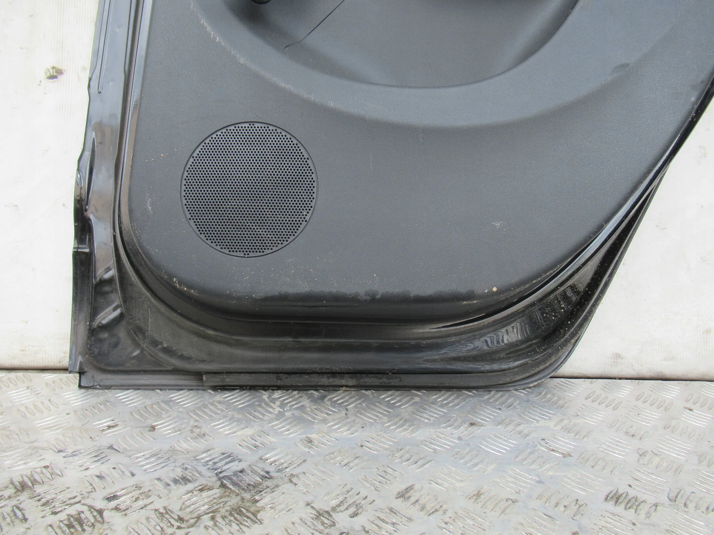 PRAVE ZADNE DVERE C3 PICASSO