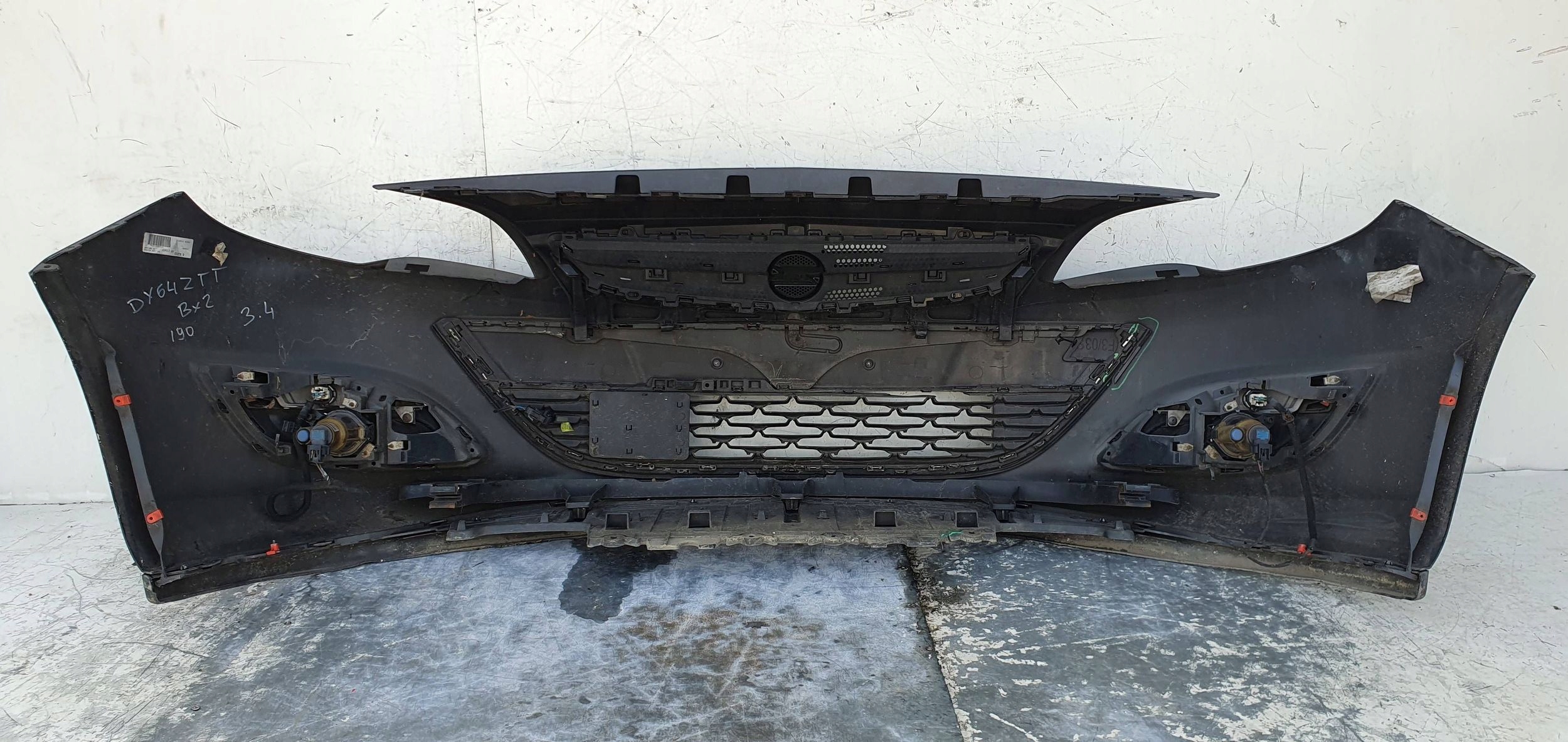 Opel Astra J lift PREDNÝ NÁRAZNÍK 13368660