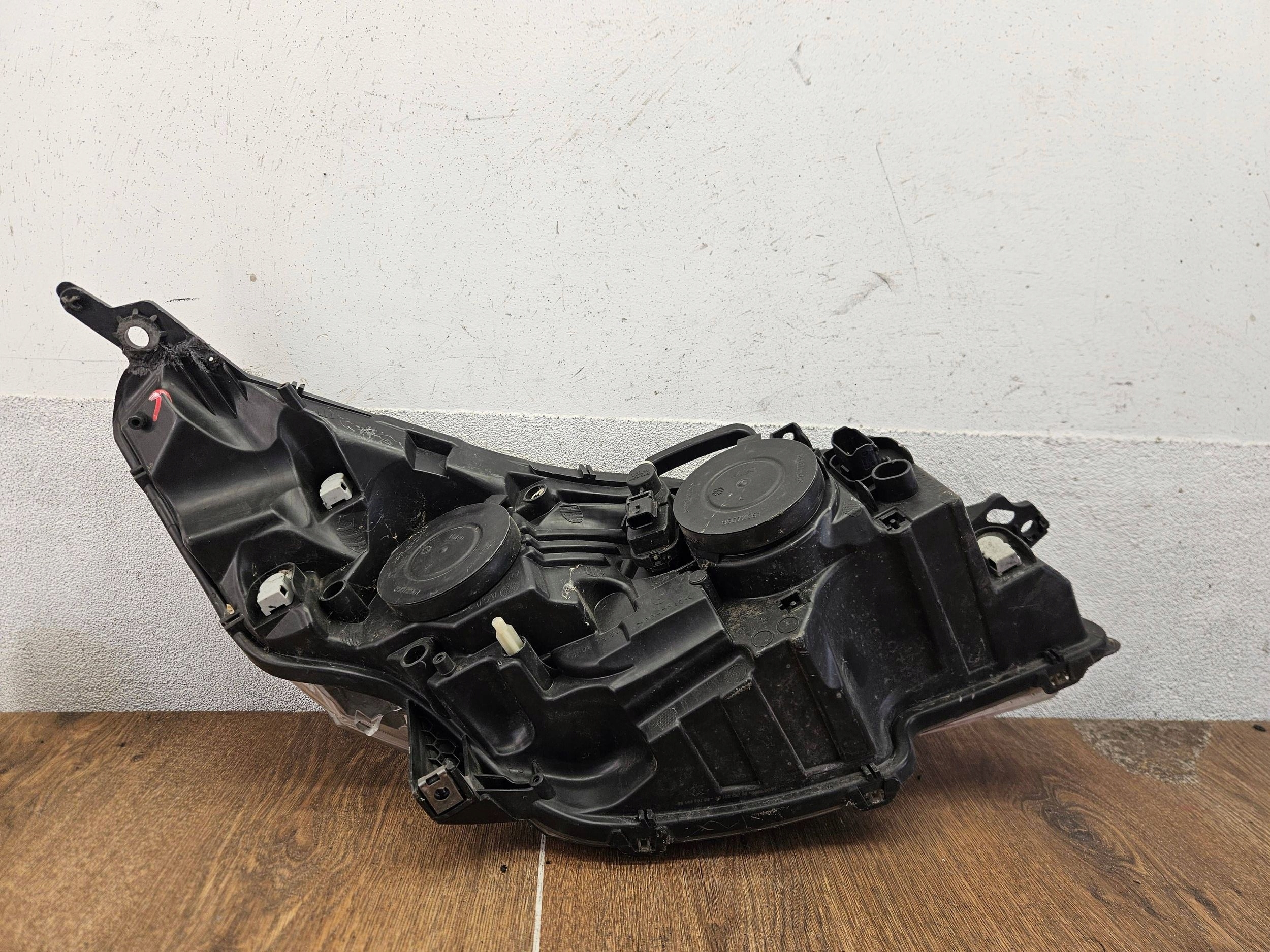 Peugeot 508 9678393180 PREDNÝ LAVY LAVE PREDNE SVETLO