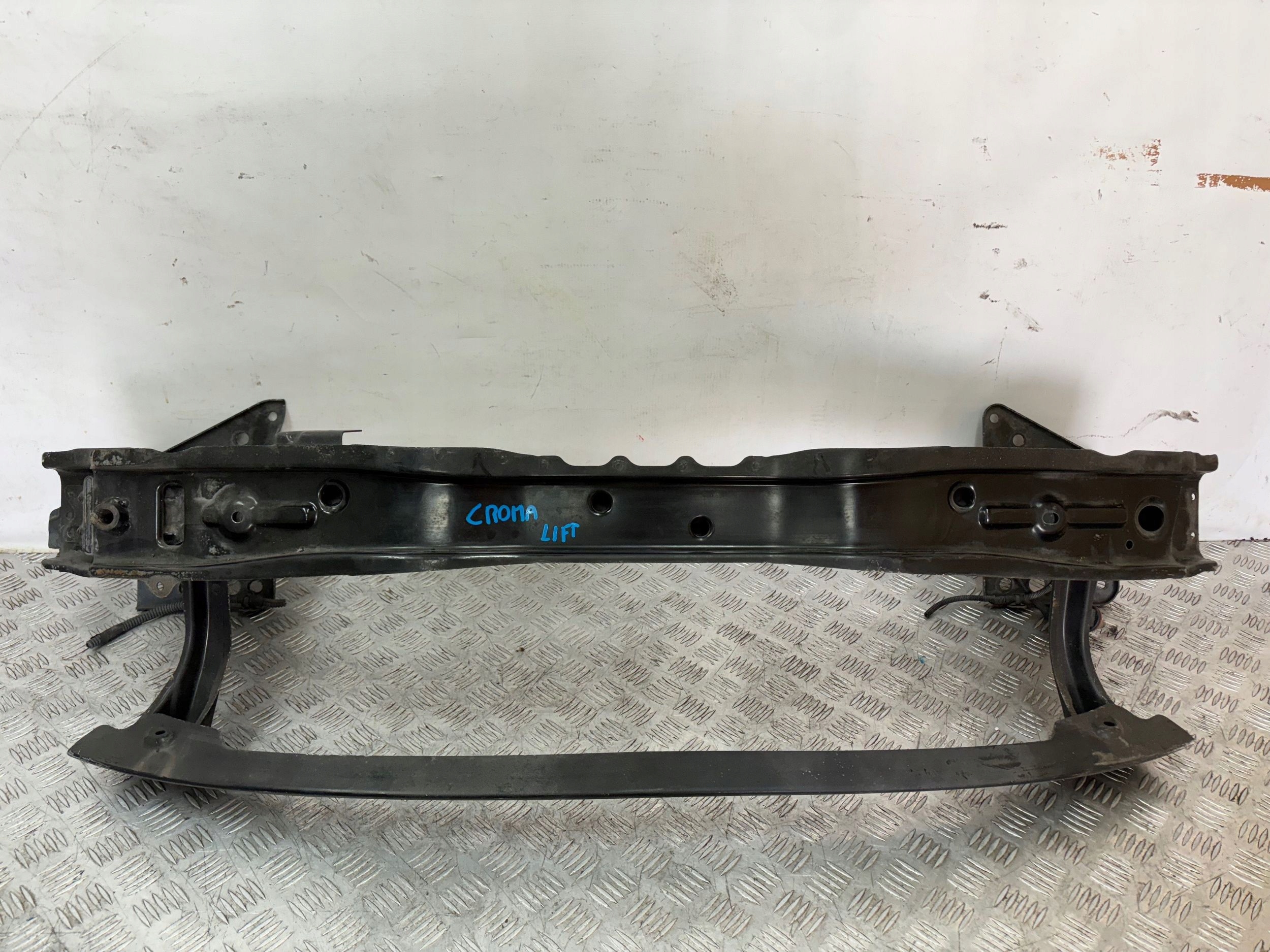 VYSTUHA PREDNEHO NARAZNIKA FIAT CROMA LIFT 08-