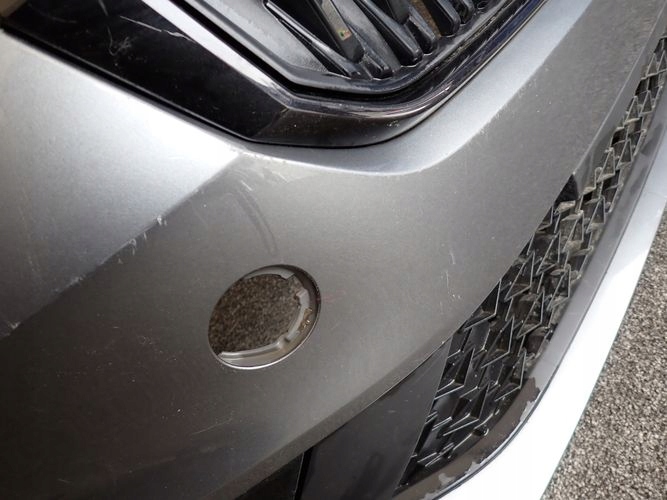 SKODA FABIA IV PREDNÝ NÁRAZNÍK NASÁVANIA VZDUCHU