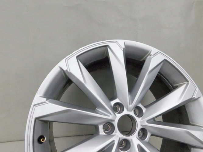 AUDI A6 C8 8,5Jx20 ET37 HLINÍKOVÝ DISK