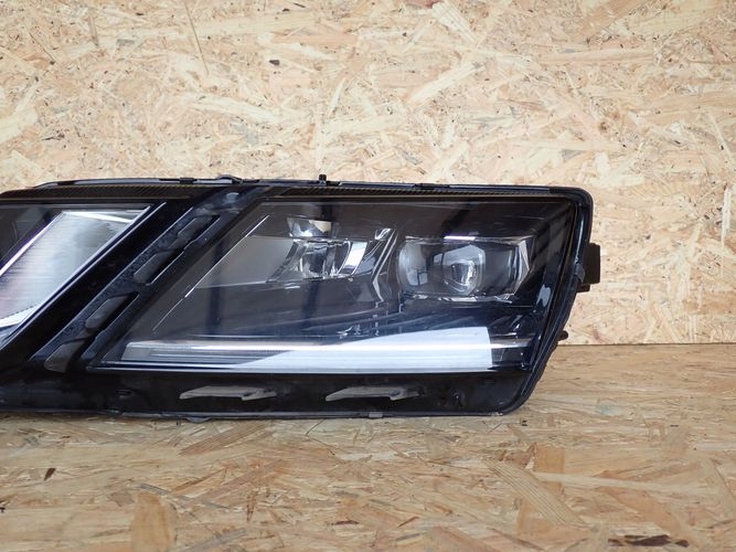 SKODA OCTAVIA III FULL LED LIFT 17- LAVE PREDNE SVETLO 5E1941915F