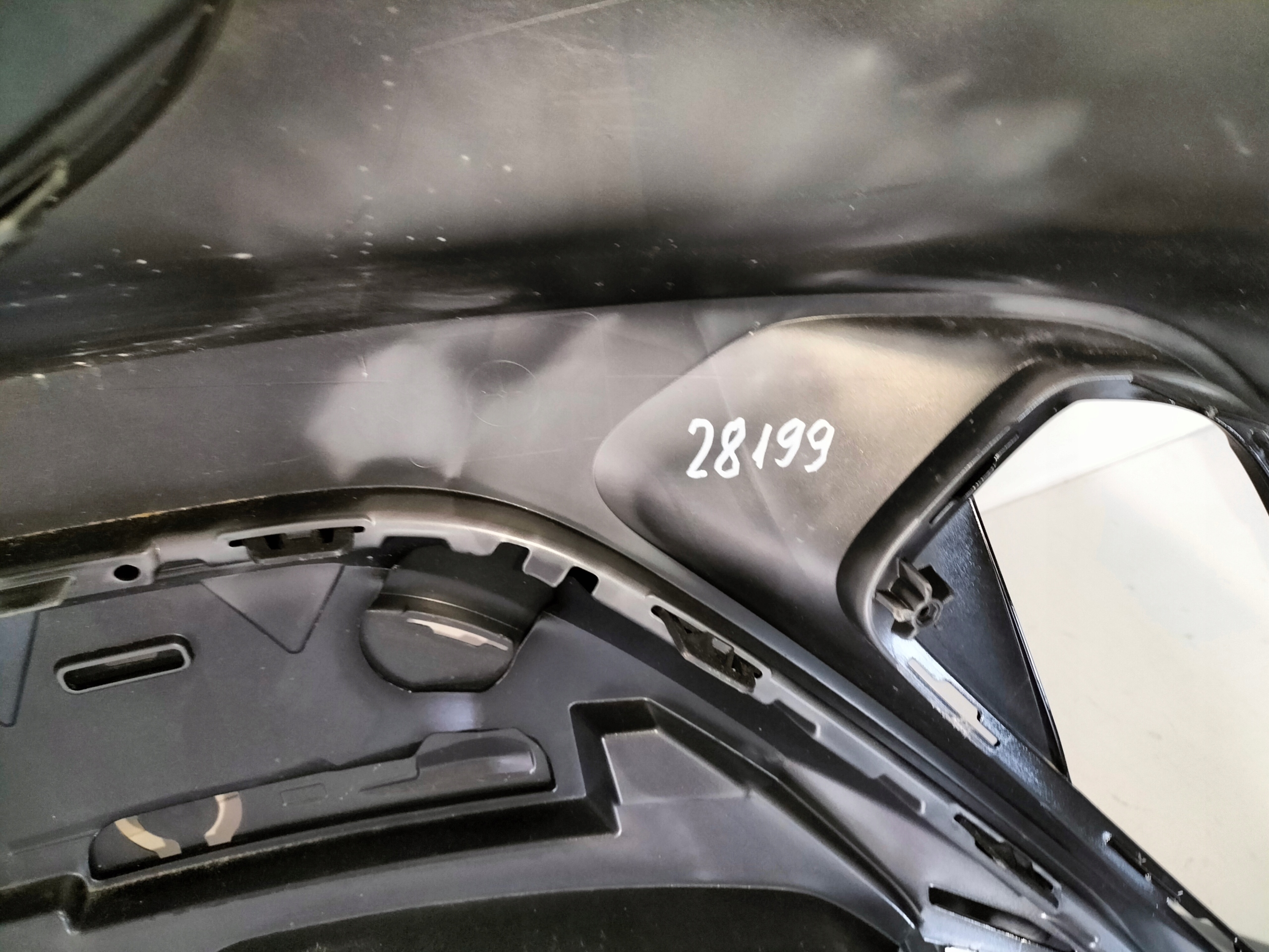 ZADNÝ NÁRAZNÍK AUDI A3 8Y LIFT 22- HB S-LINE