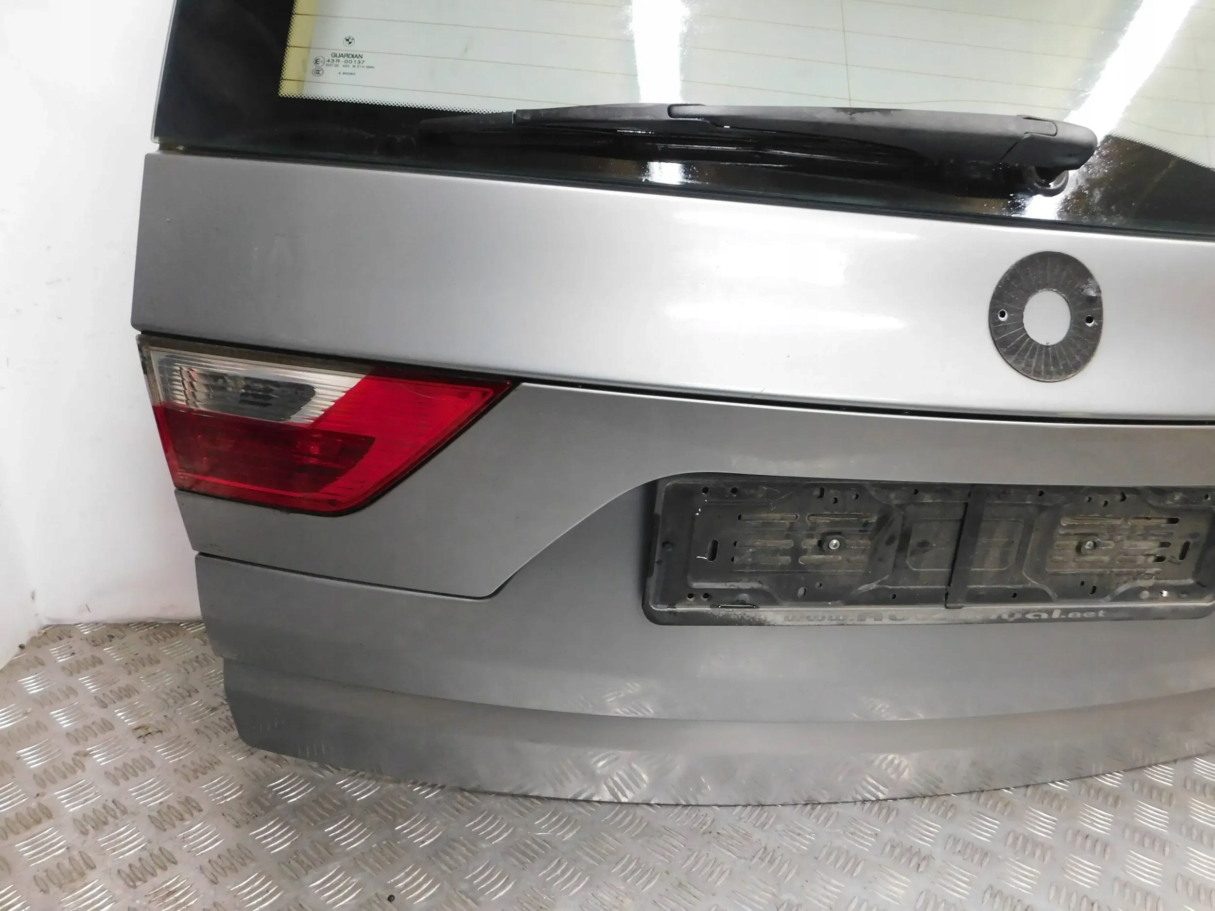 ZADNÁ KAPOTA BMW X3 E83