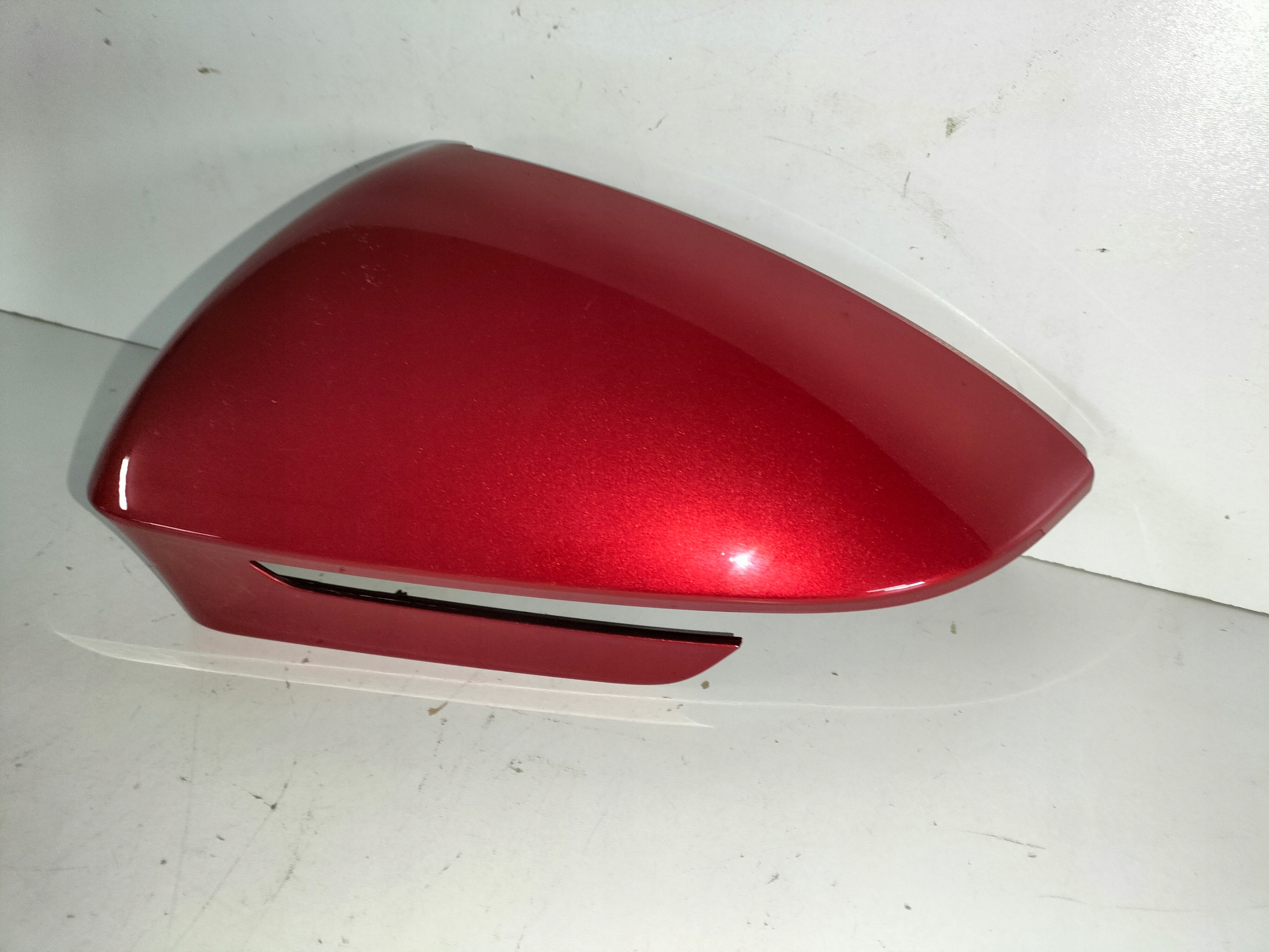 KRYT OBAL LAVEHO ZRKADLA VW ID4 20-