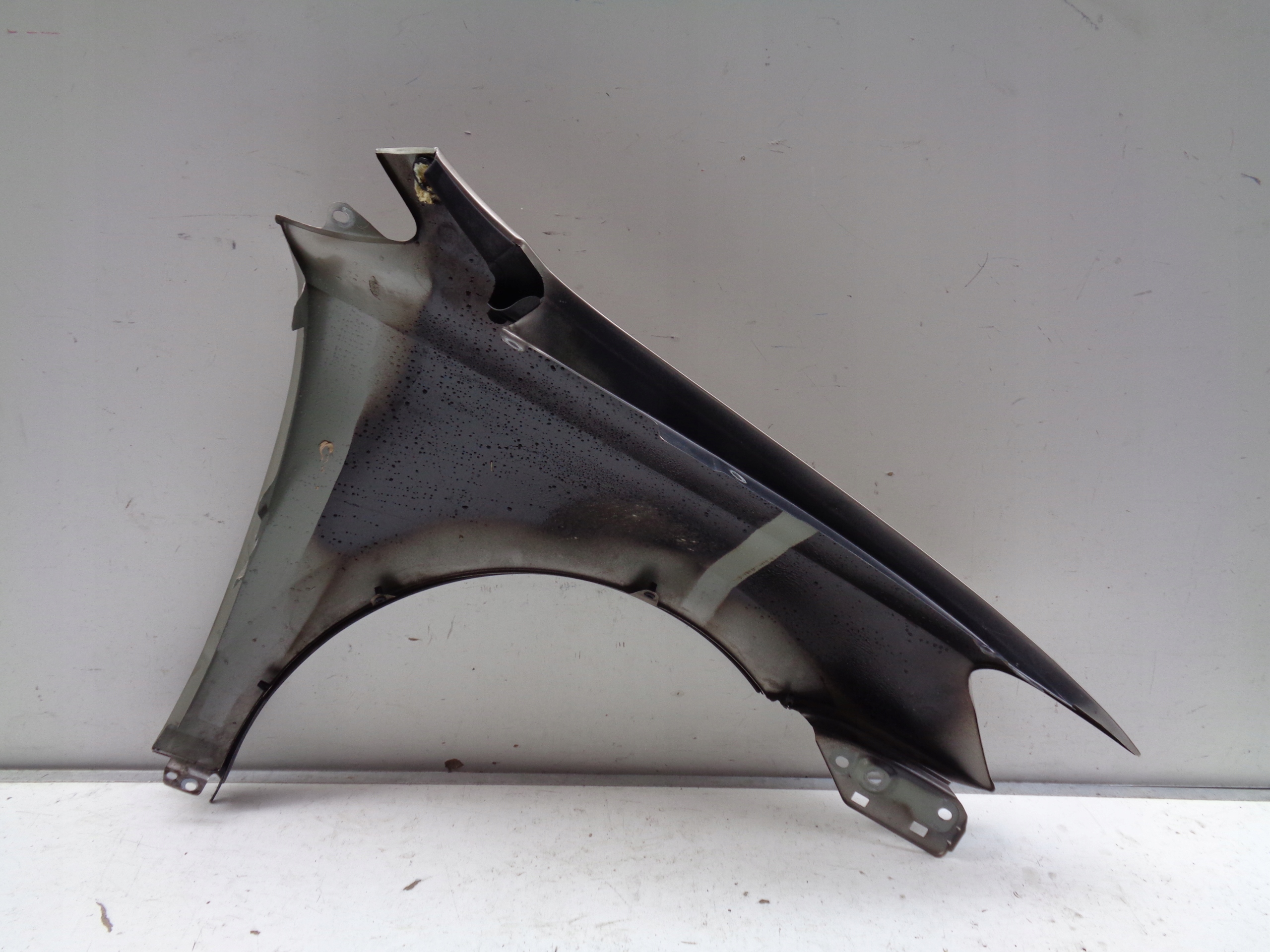 ĽAVÝ PREDNÝ BLATNÍK VW POLO 6R 6R0 6C 6C0 09-16 CROSS NR 39119