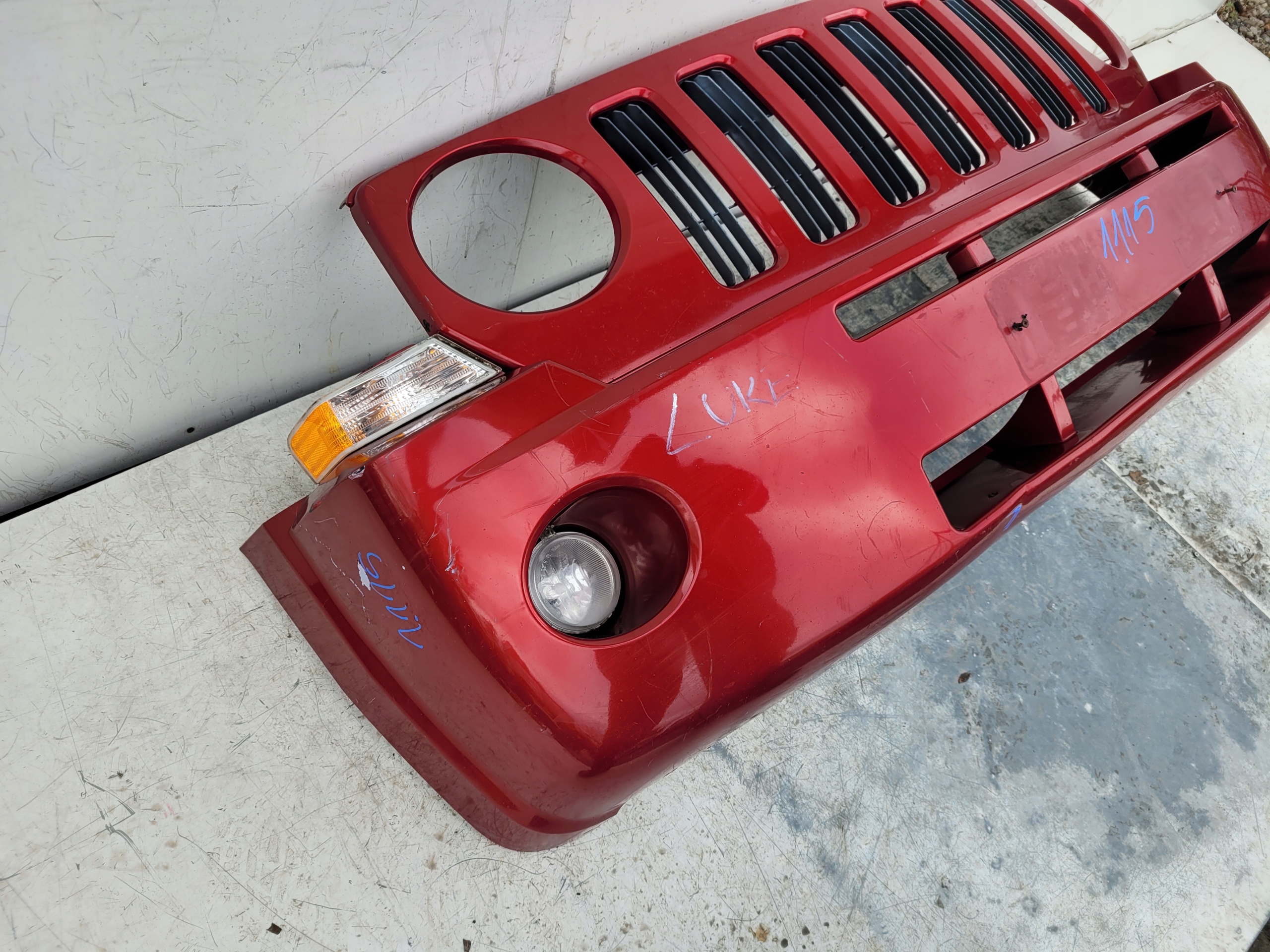 JEEP PATRIOT PREDNÝ NÁRAZNÍKA