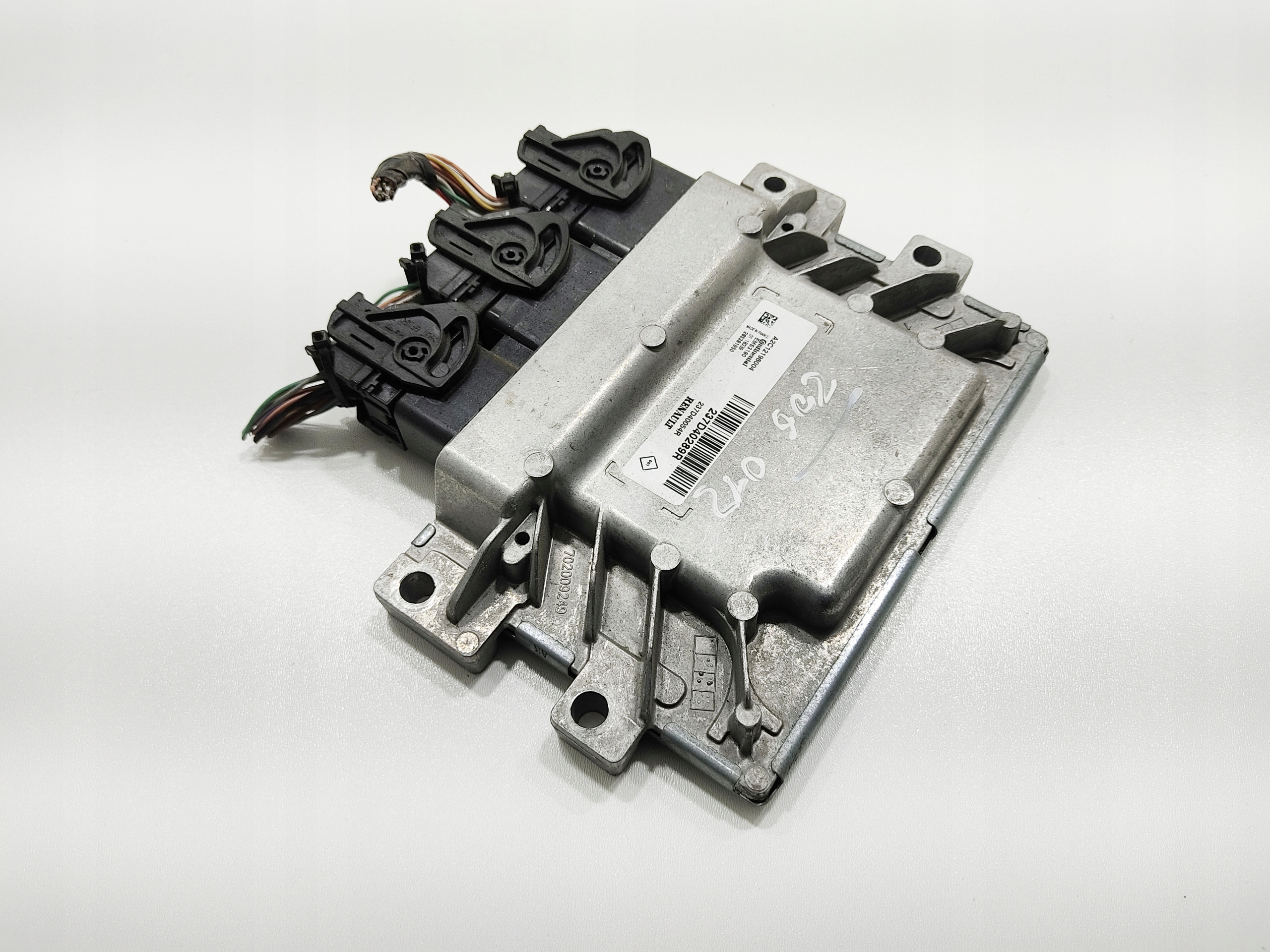 RIADIACA JEDNOTKA MOTORA RENAULT ZOE I 237D40289R 2013-2019