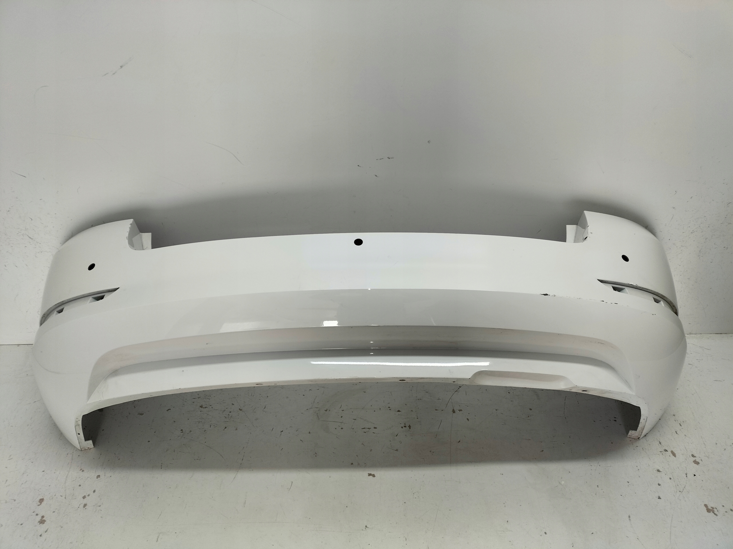 ZADNÝ NÁRAZNÍK SKODA FABIA III LIFT 18- KOMBI