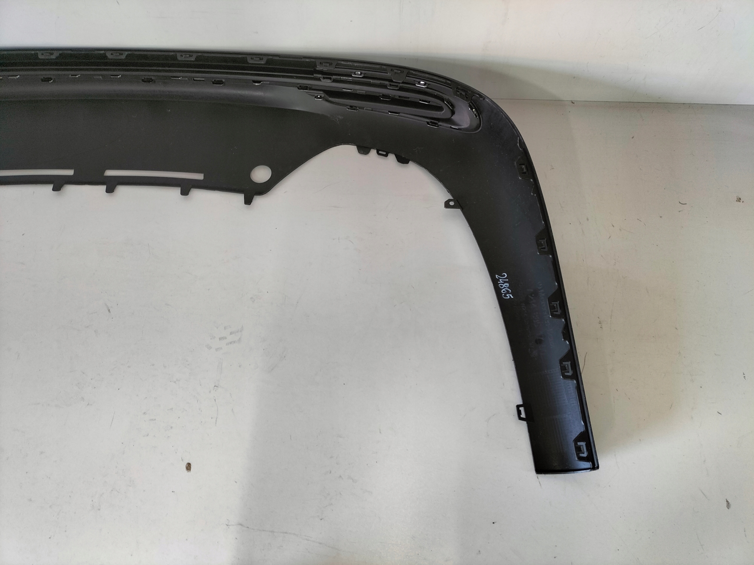 ZADNY SPOJLER MERCEDES E KLASA W214 22-