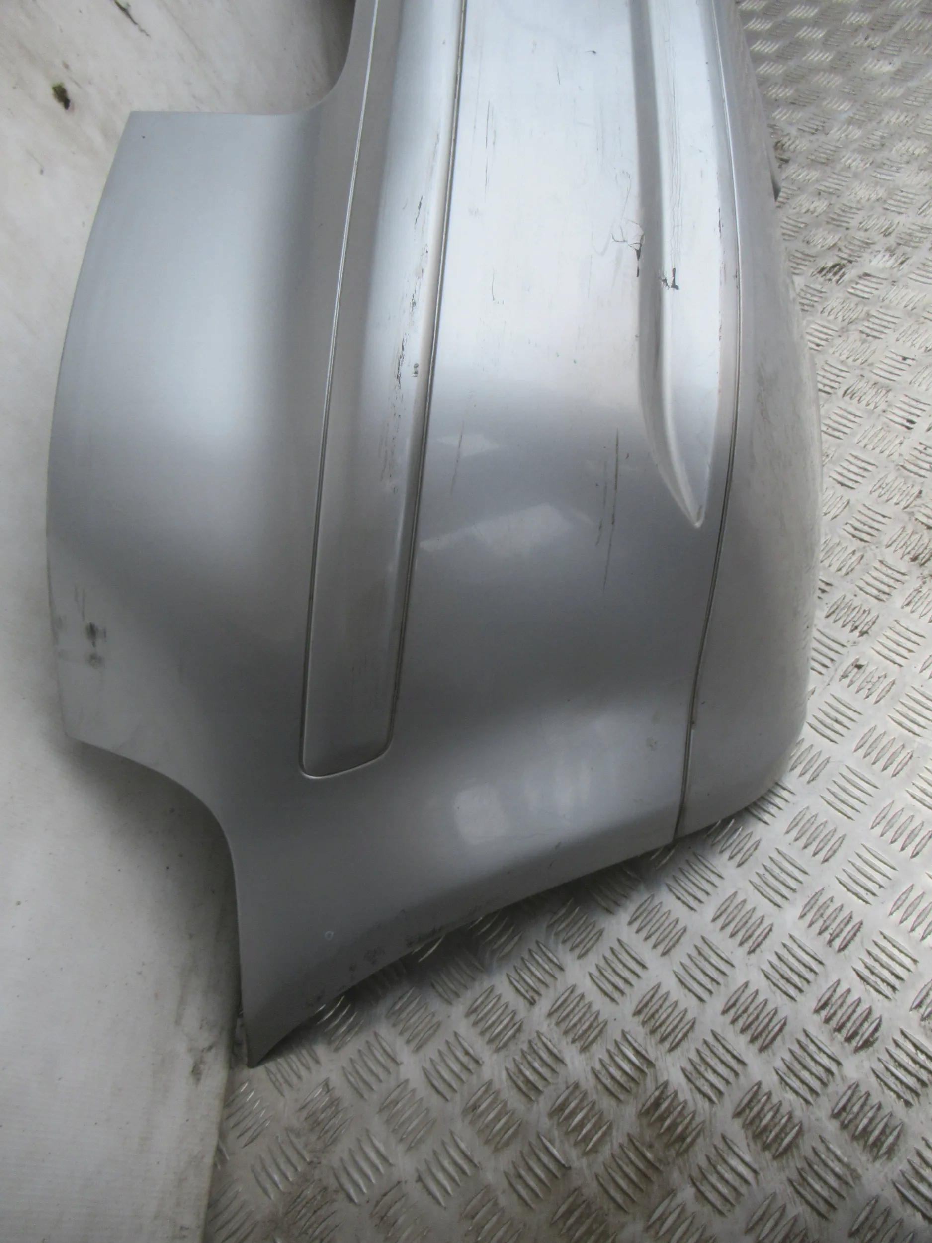 ZADNÝ NÁRAZNÍK AUDI A3 8P 3D