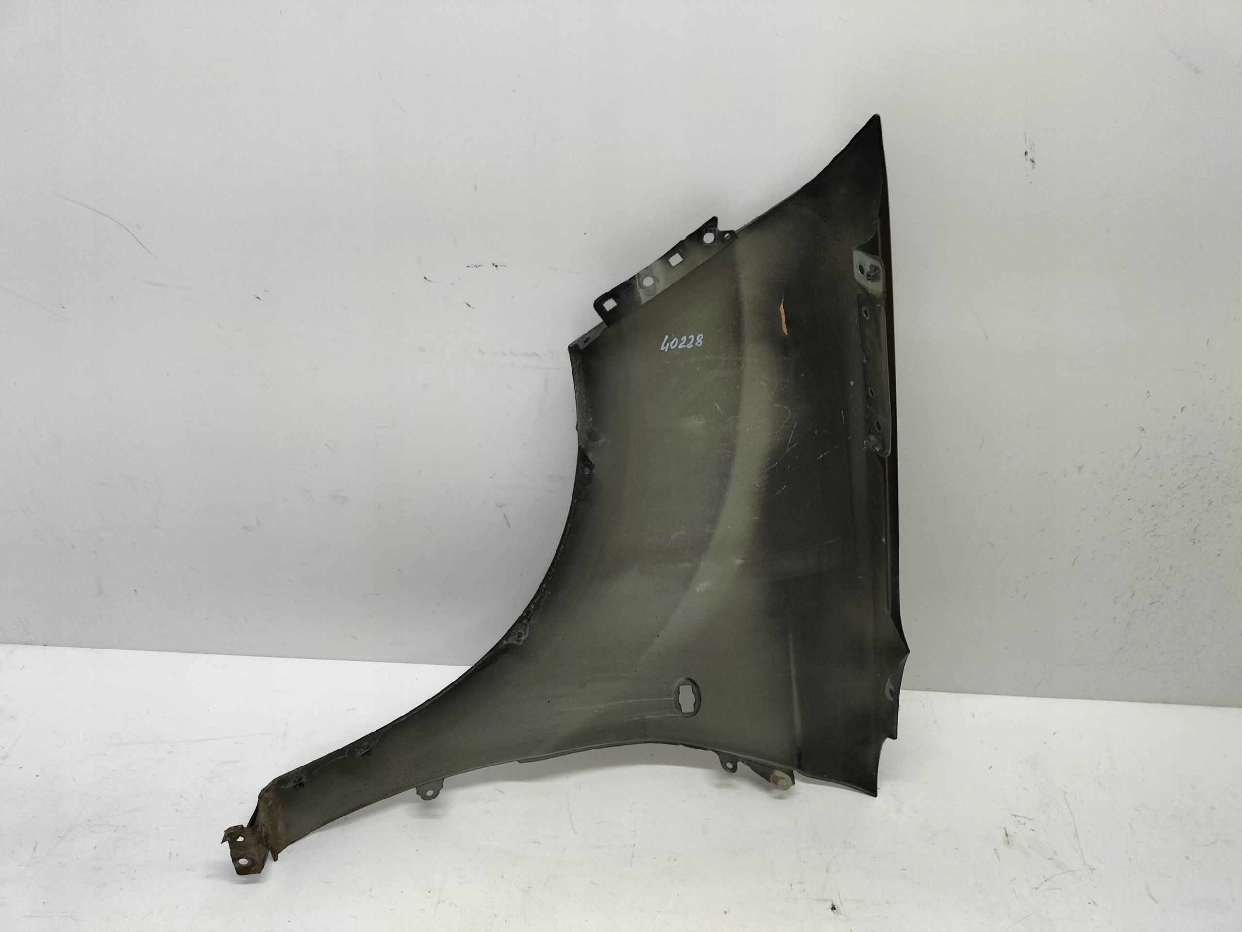 PRAVY PREDNY BLATNIK PEUGEOT 4007 07- CITROEN C-CROSSER 07-