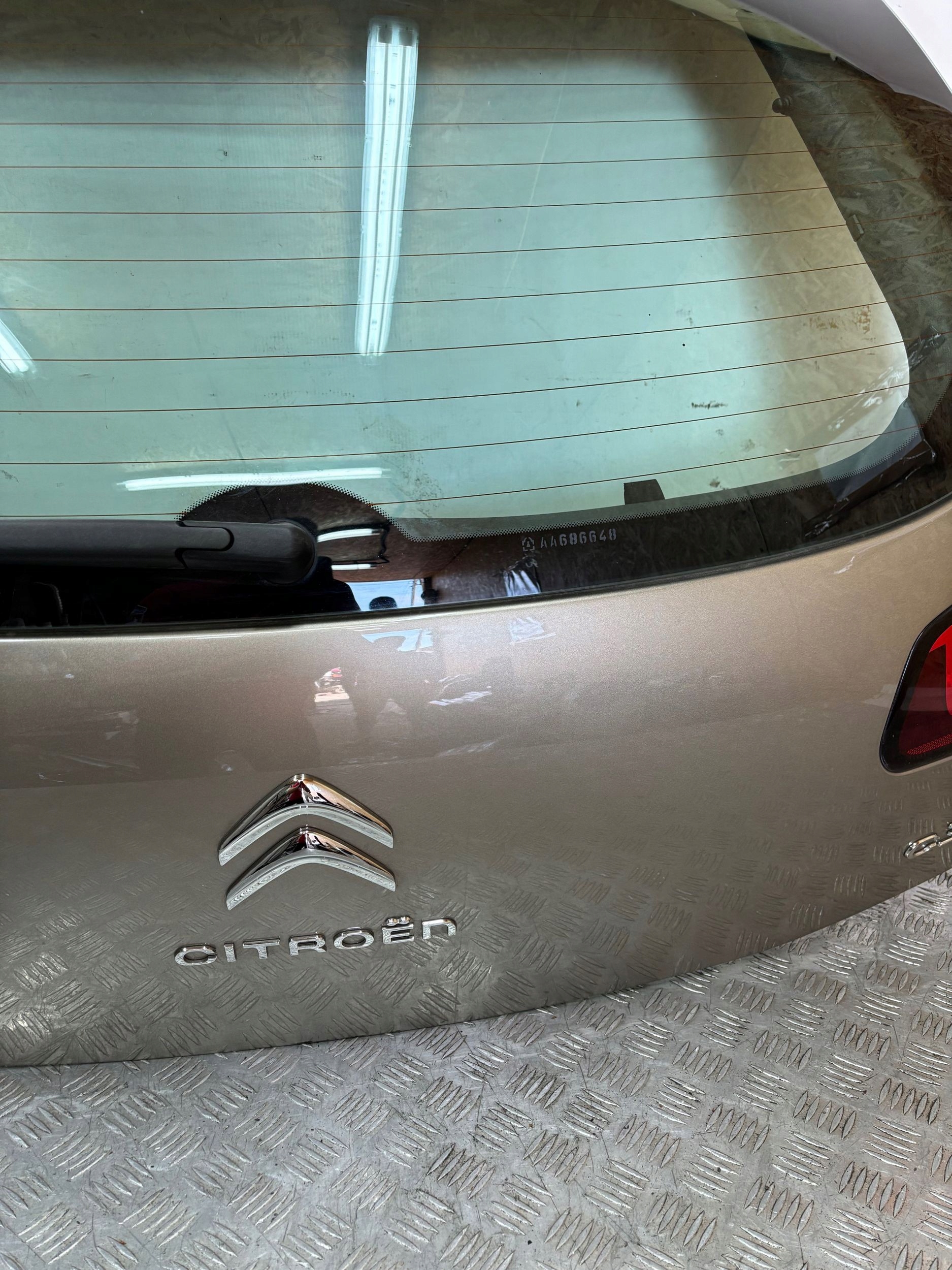 ZADNÁ KAPOTA CITROEN C3 II 09-