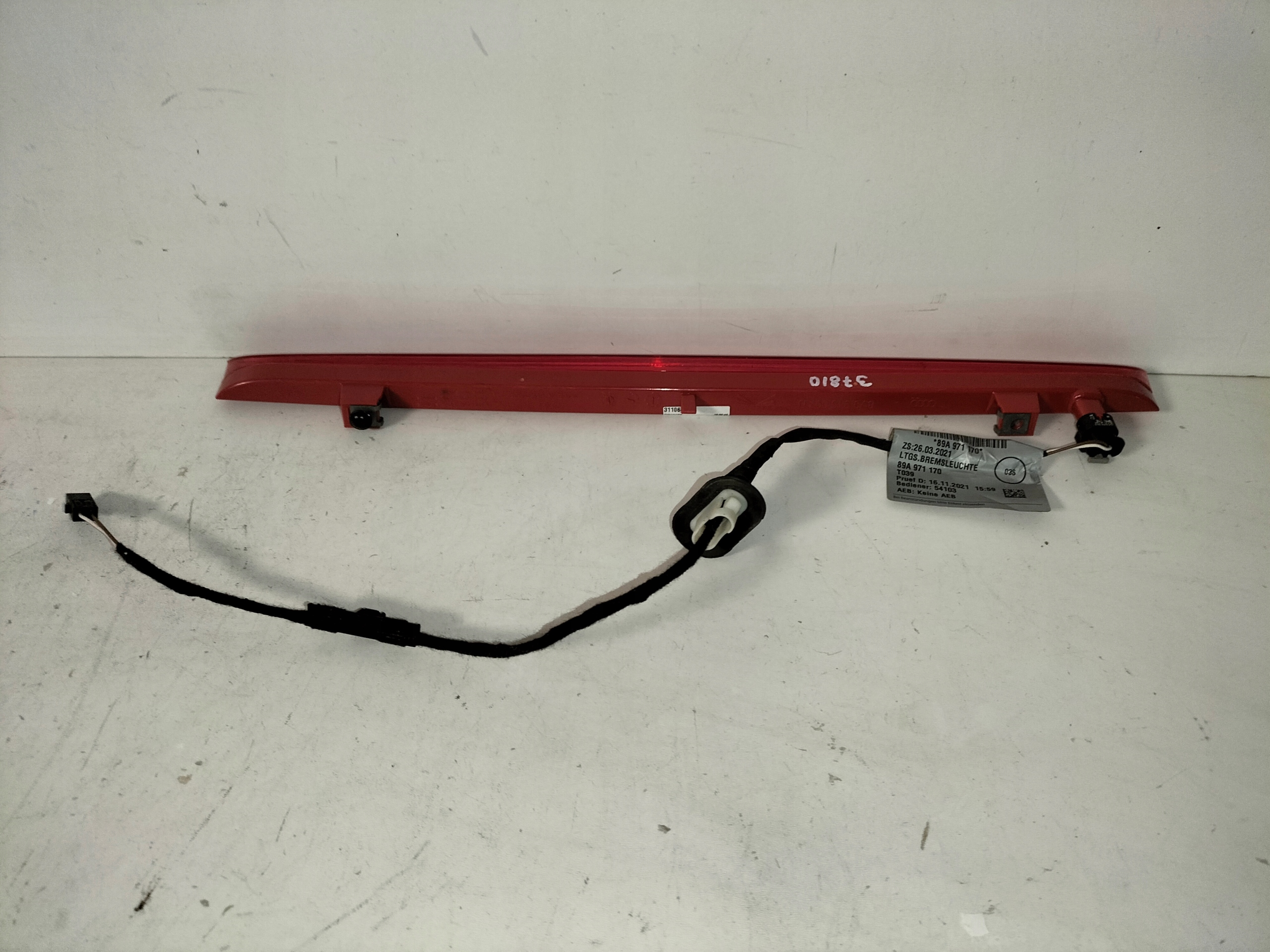 BRZDOVE STOP SVETLO AUDI A3 8V 16- AUDI Q3 18-