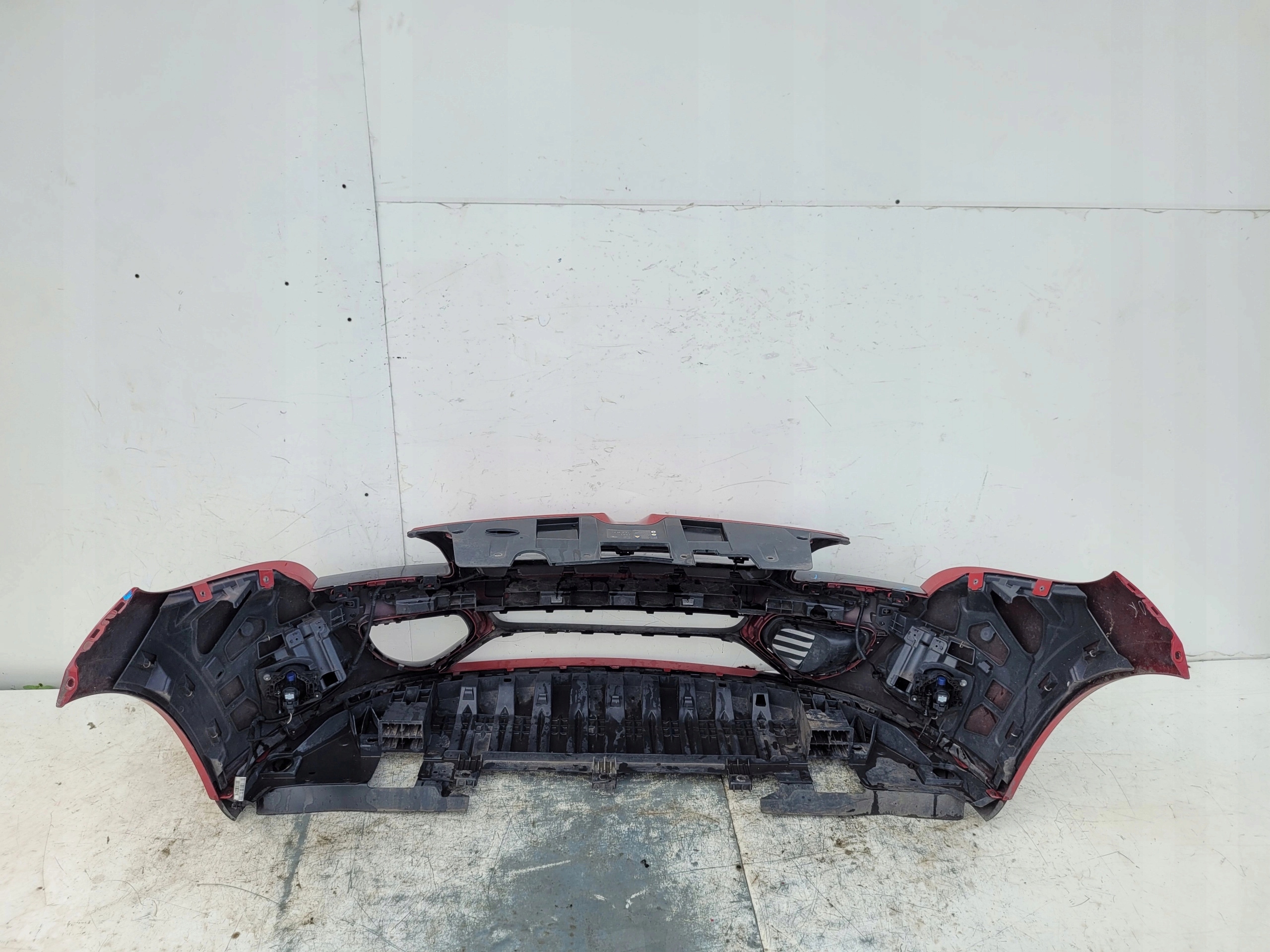 RENAULT MEGANE III COUPE CABRIO LIFT PREDNÝ NÁRAZNÍK