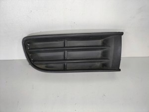 PRAVÁ LIŠTA MRIEŽKA NÁRAZNÍKA VW POLO IV 02-05 PRAVÁ LIŠTA MRIEŽKA NÁRAZNÍKA VW POLO IV 02-05