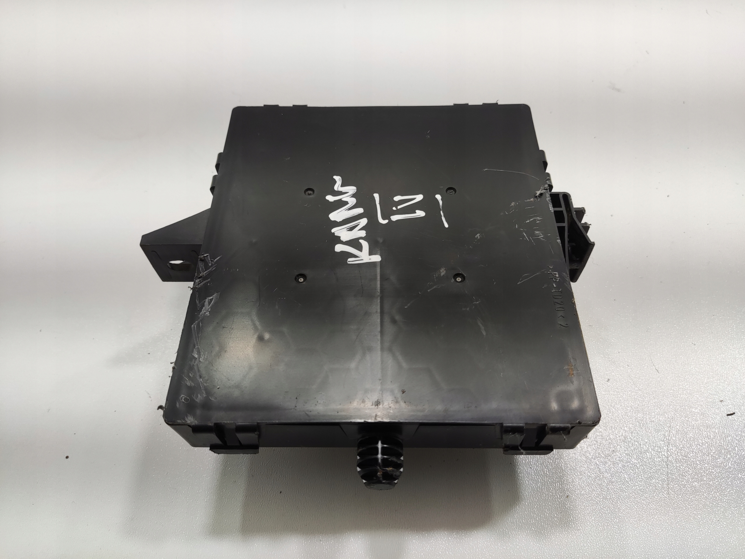 MODUL RIADIACA JEDNOTKA KOMFORTU RENAULT KANGOO IV 2022-2025 284B10270R