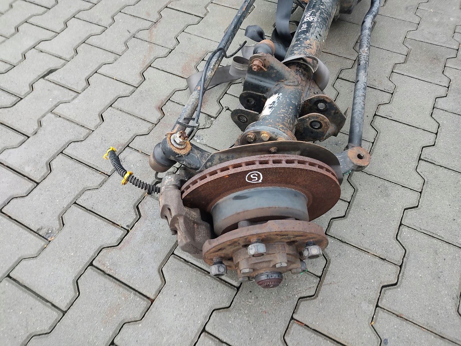 PREDNY DIFERENCIAL LAND ROVER DEFENDER 2.2 2.4 TDCI BEZ ABS 2007-2014