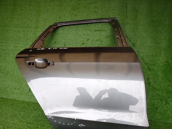 AUDI A4 B9 8W0 KOMBI LIFT 19- PRAVE ZADNE DVERE