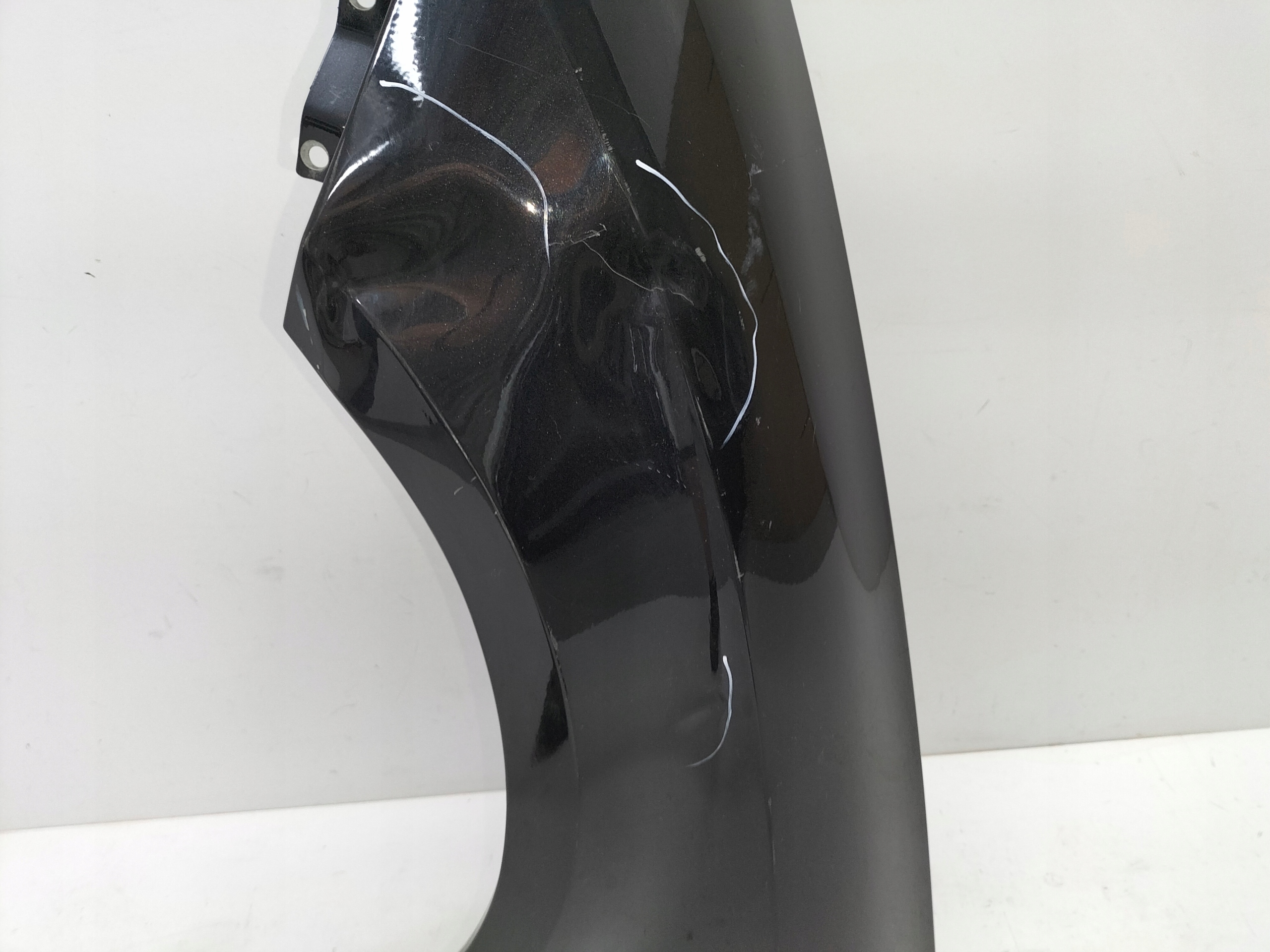 ĽAVÝ PREDNÝ BLATNÍK SEAT LEON II 1P0 05-12