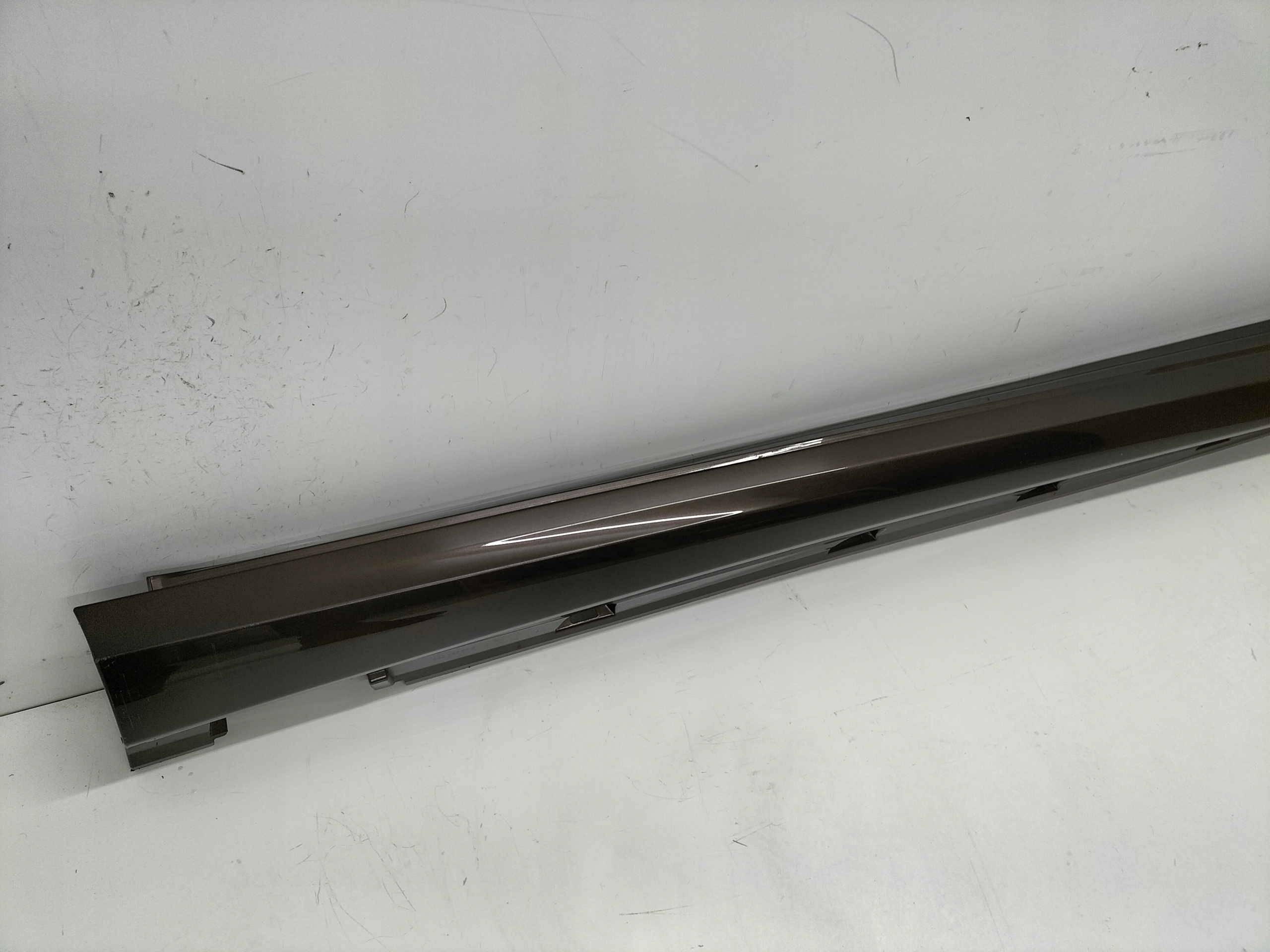 PRAVA PRAHOVA LISTA MERCEDES ML M-KLASSE W166 11- AMG