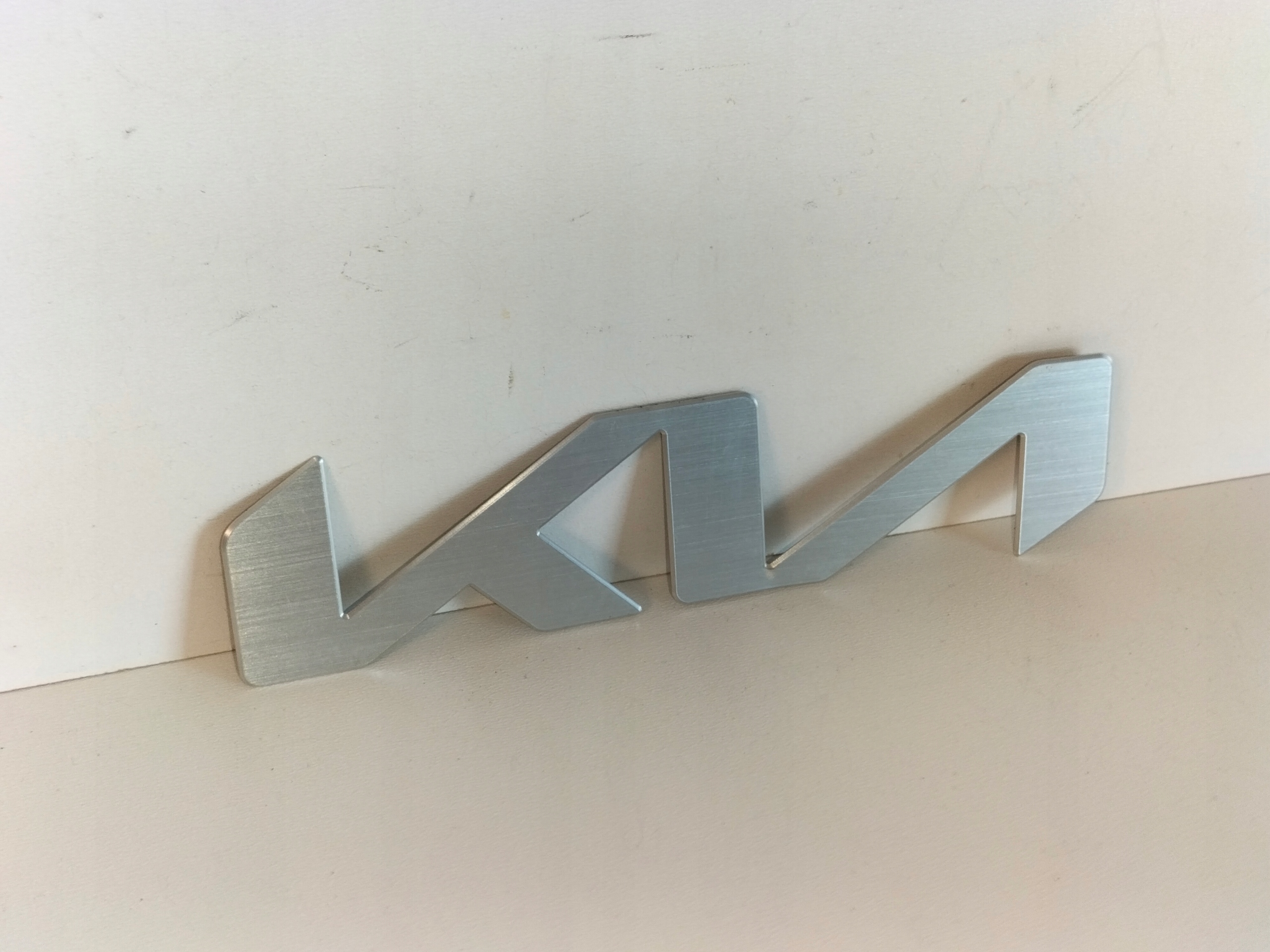 ZNAK EMBLEM logo KIA