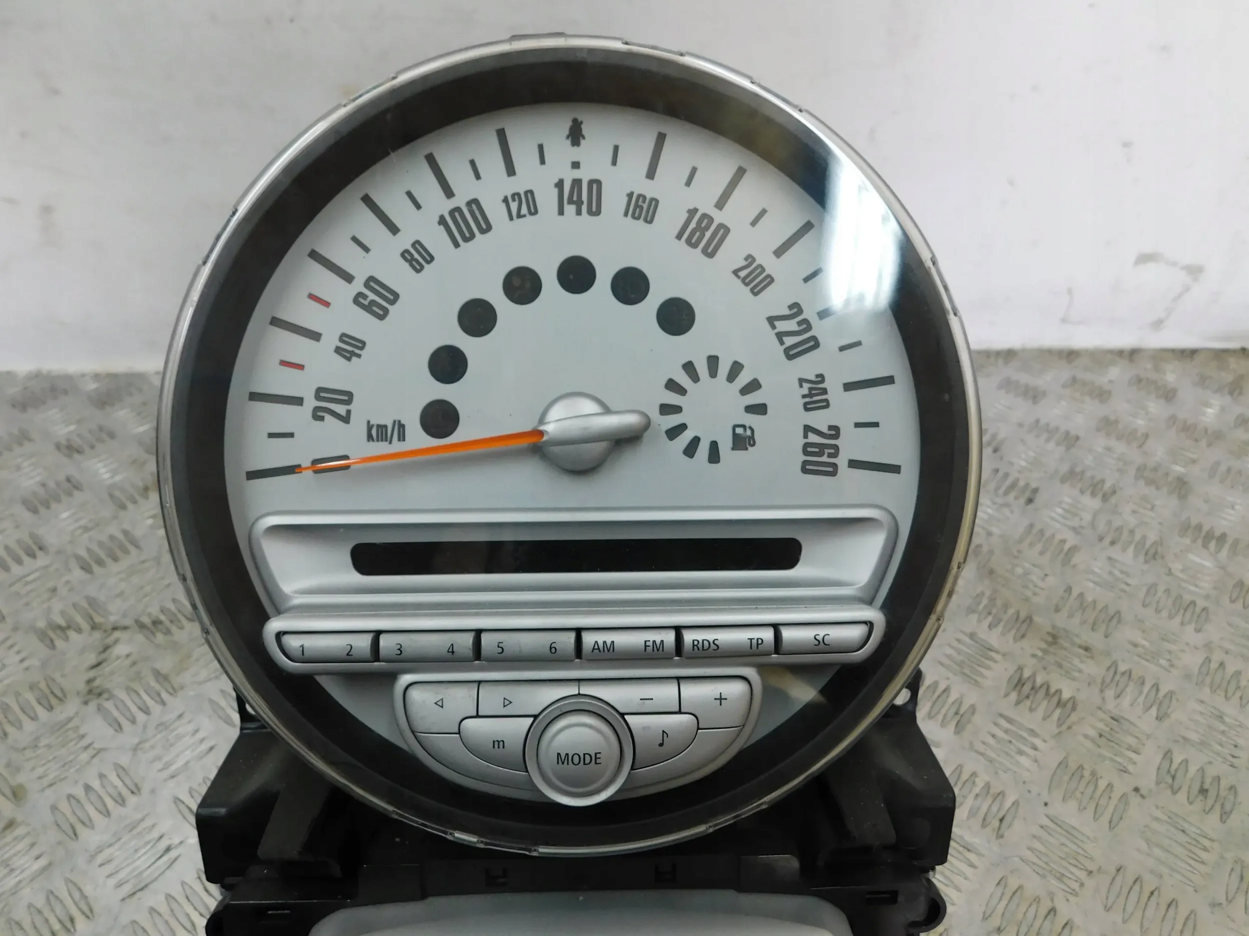 TACHOMETER BUDIKY MINI COOPER R56 1.4 VTI