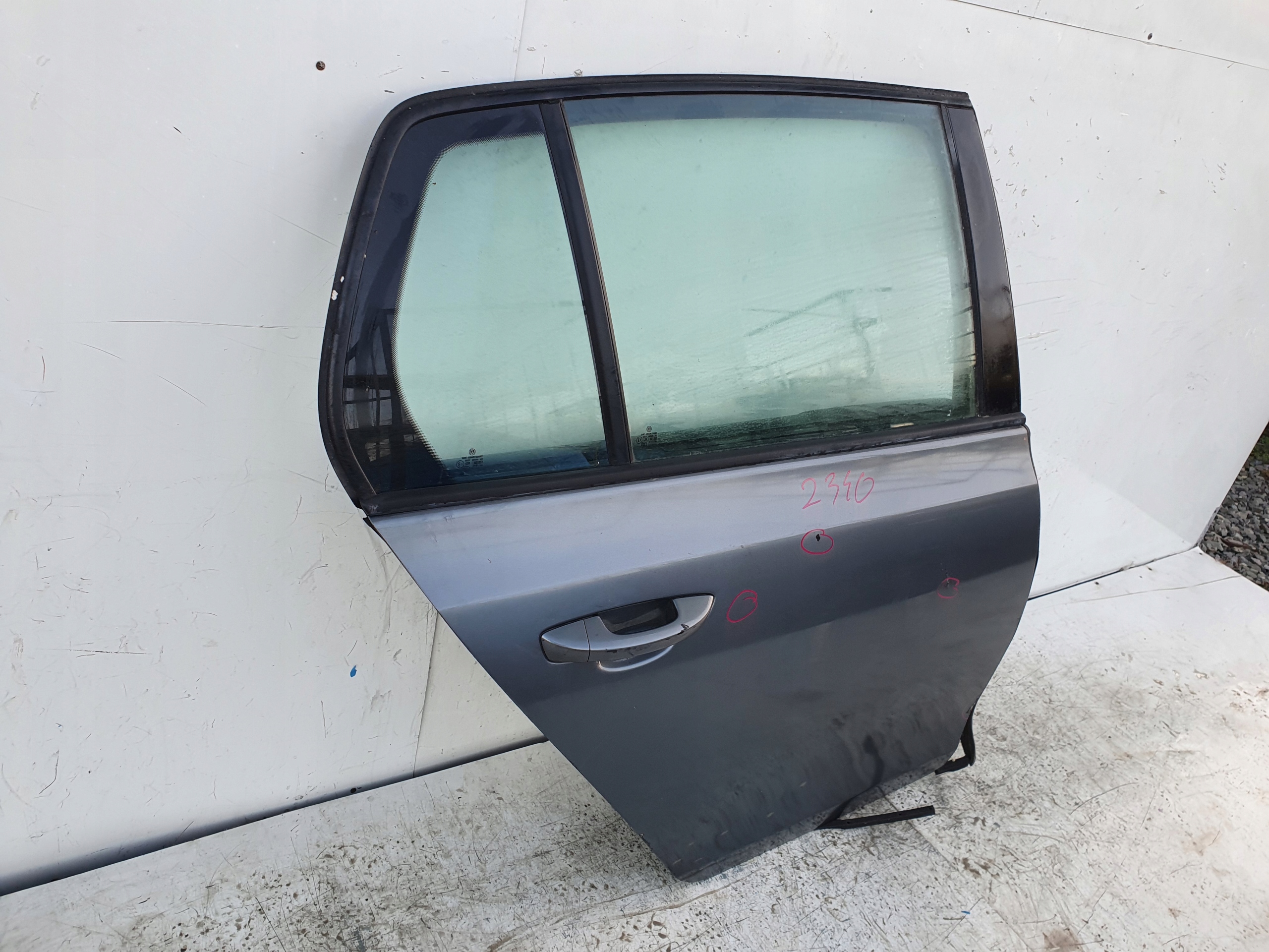 VW GOLF VI 6 HB PRAVE ZADNE DVERE