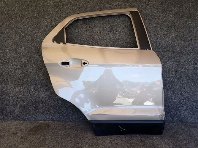 FORD ECOSPORT 12- PRAVE ZADNE DVERE