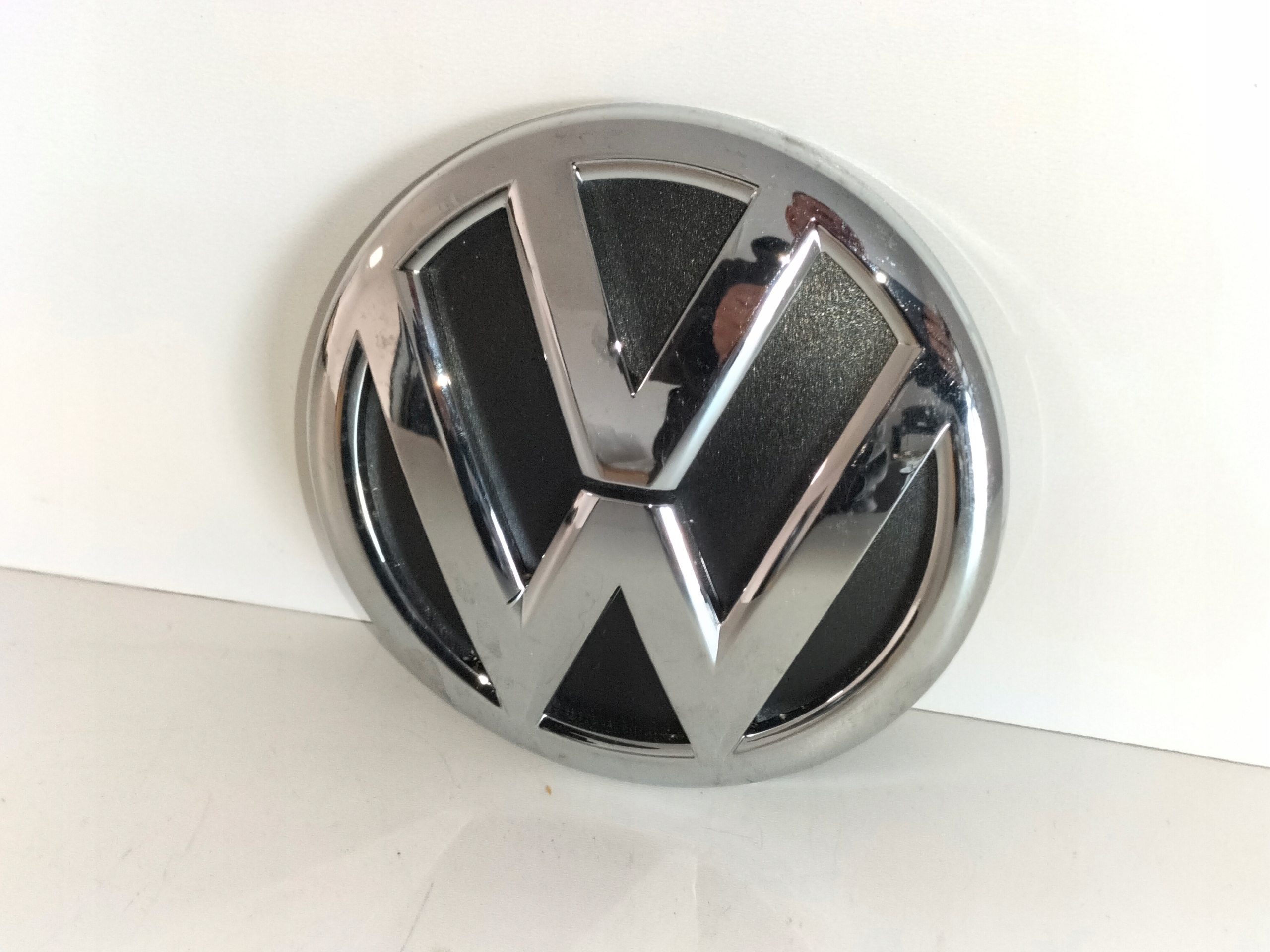 ZNAK EMBLEM logo ZADNEJ KAPOTY VW GOLF V PLUS 05- GOLF VI PLUS 08-