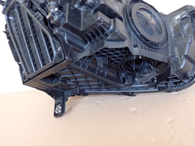 AUDI Q3 FULL LED 18- LAVE PREDNE SVETLO 83A941033