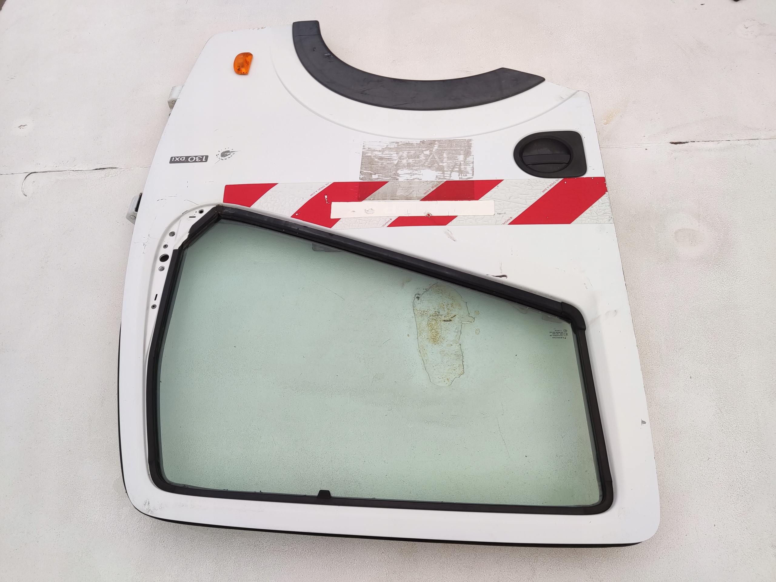 PRAVE PREDNE DVERE RENAULT MAXITY NISSAN CABSTAR 2007-2014