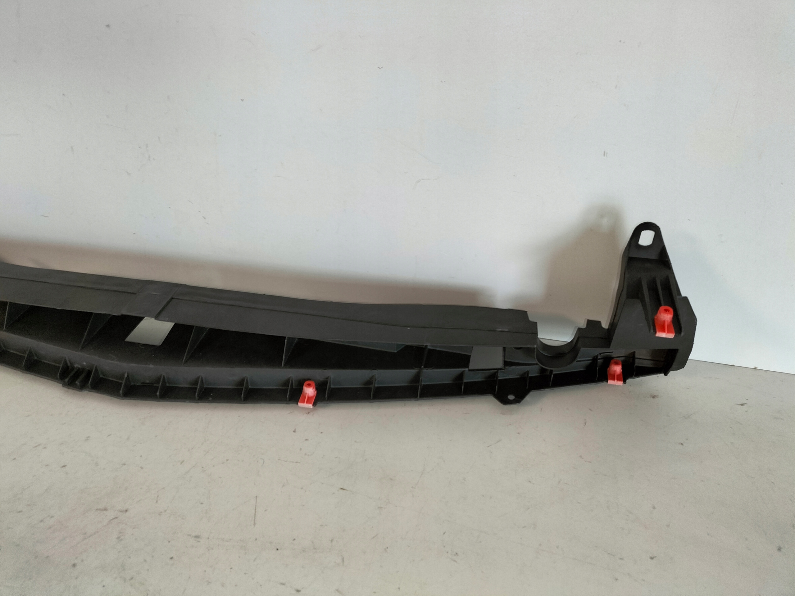 DRZIAK PREDNEHO NARAZNIKA OPEL CORSA D LIFT 11-