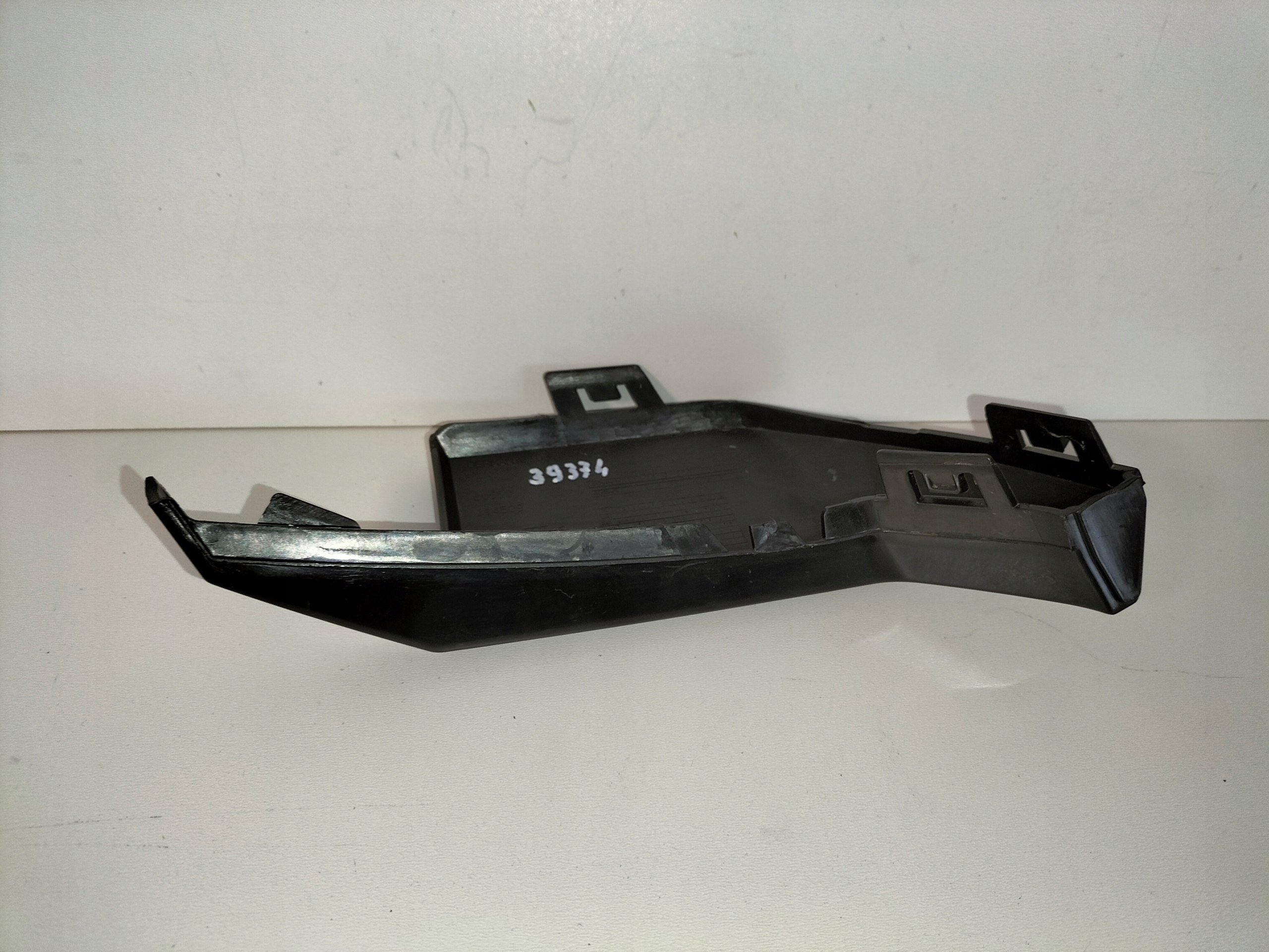 LISTA PRAVA LISTA ZADNEHO NARAZNIKA BMW M4 G82 G83 20-